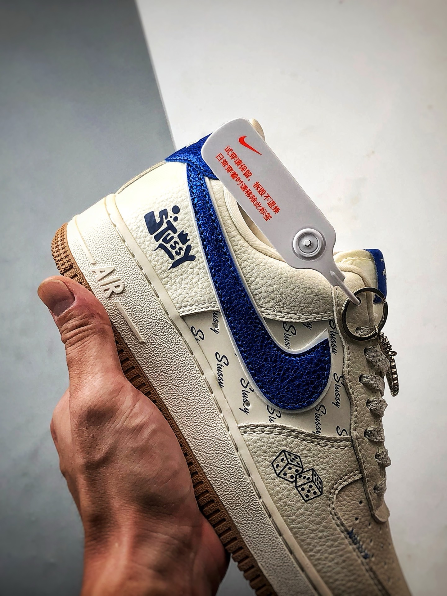 Stussy x Air Force 1 Low 米白宝蓝钩 KJ1688-006-莆田鞋,莆田鞋货源,高仿鞋,高仿鞋货源,安福档口,莆田高仿鞋,莆田鞋批发,高仿鞋批发,莆田高仿运动鞋,高仿运动鞋,莆田运动鞋 Stussy x Air Force 1 Low 米白宝蓝钩 KJ1688-006