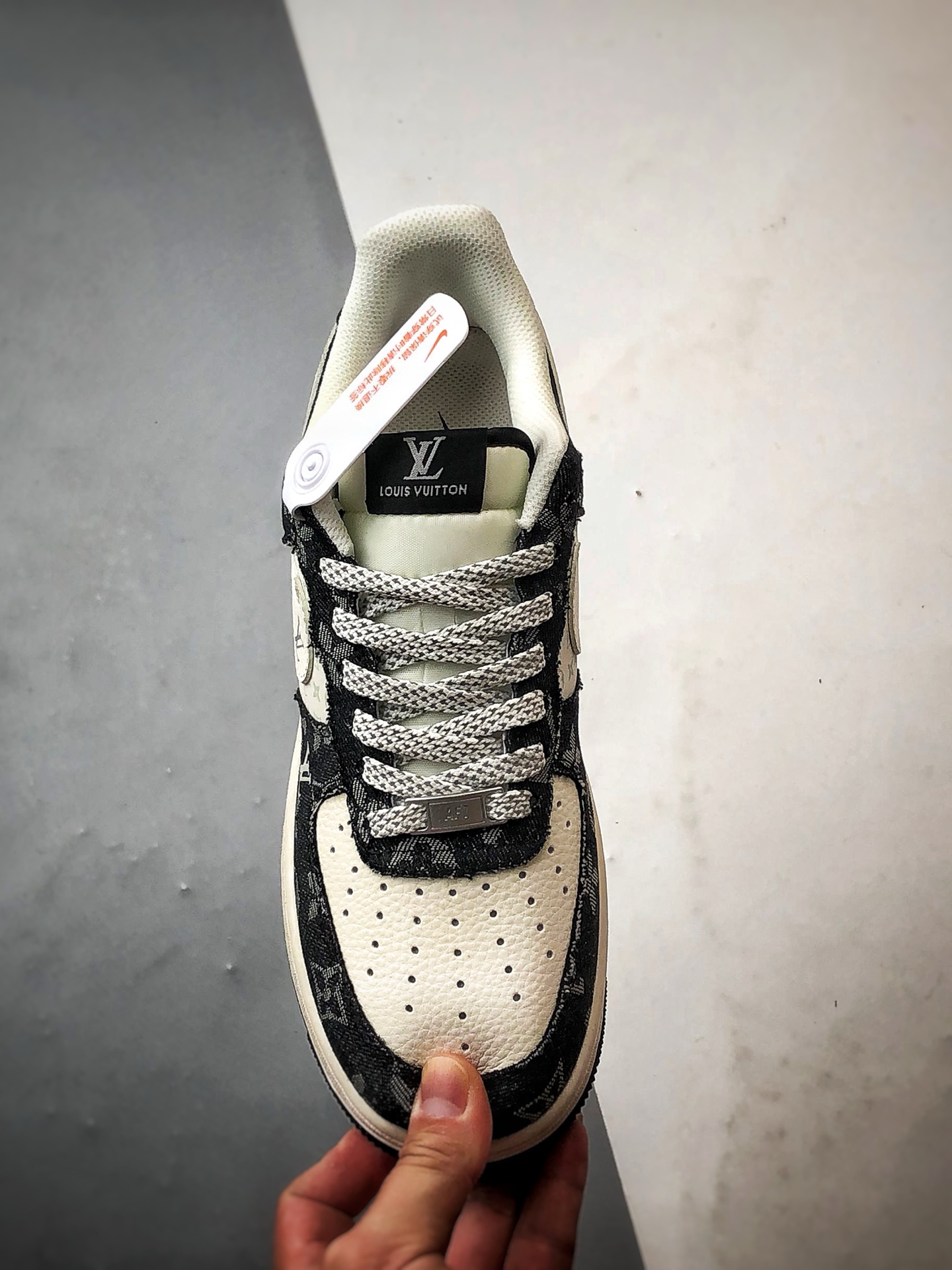 LV x Air Force 1 Low 白黑印花牛仔 MZ9588-802-莆田鞋,莆田鞋货源,高仿鞋,高仿鞋货源,安福档口,莆田高仿鞋,莆田鞋批发,高仿鞋批发,莆田高仿运动鞋,高仿运动鞋,莆田运动鞋 LV x Air Force 1 Low 白黑印花牛仔 MZ9588-802