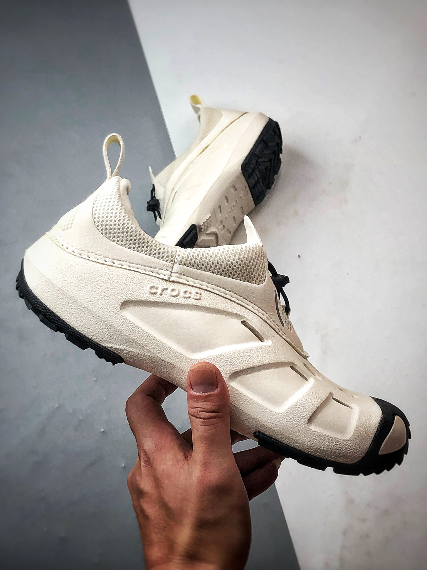 大爆款 盒装现货 新款出货 Crocs卡骆驰 Quick Trail EVA 白色 户外休闲舒适透气速干沙滩凉鞋