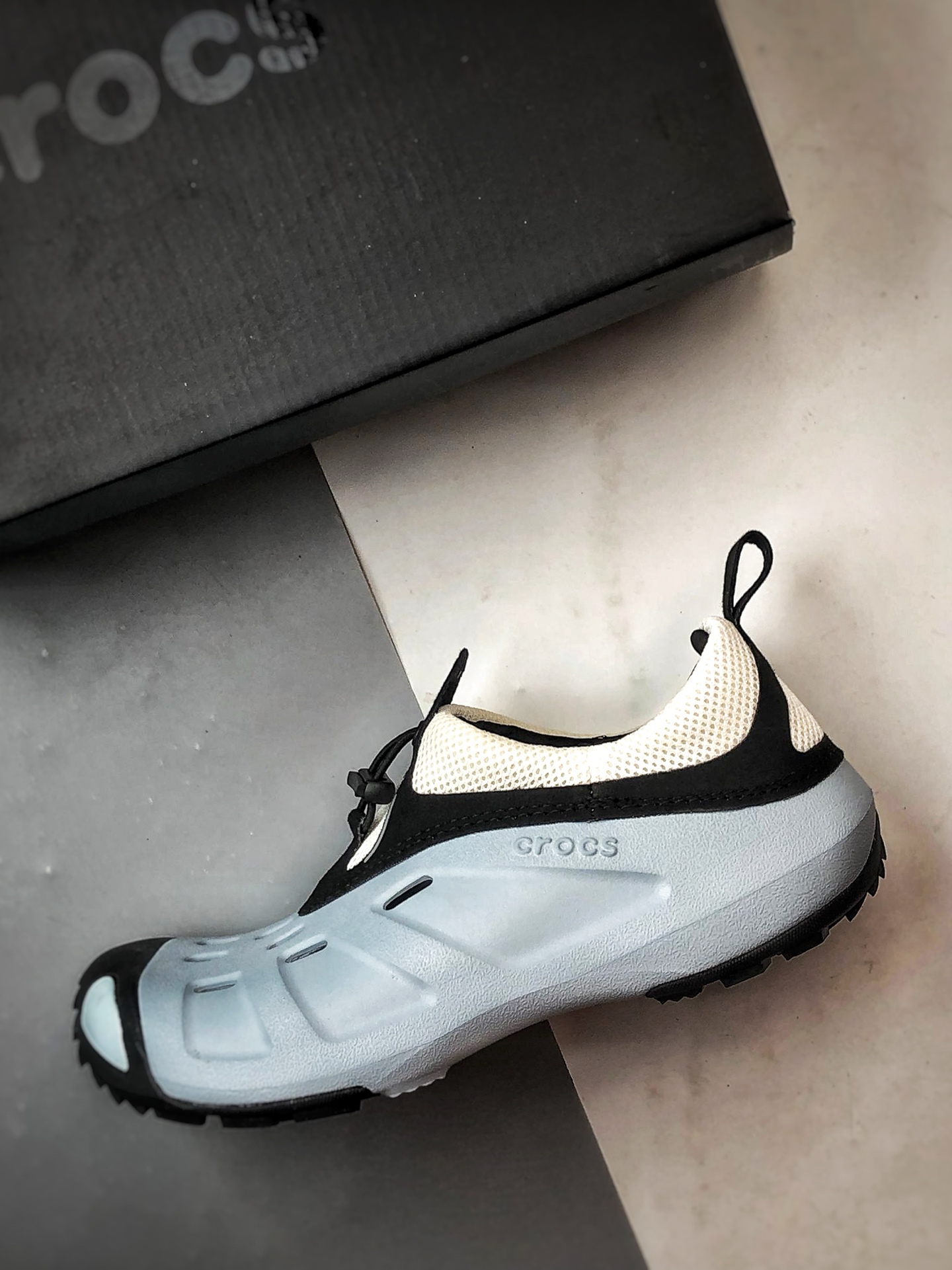 大爆款 盒装现货 新款出货 Crocs卡骆驰 Quick Trail EVA 蓝色 户外休闲舒适透气速干沙滩凉鞋-莆田鞋,莆田鞋货源,高仿鞋,高仿鞋货源,安福档口,莆田高仿鞋,莆田鞋批发,高仿鞋批发,莆田高仿运动鞋,高仿运动鞋,莆田运动鞋 大爆款 盒装现货 新款出货 Crocs卡骆驰 Quick Trail EVA 蓝色 户外休闲舒适透气速干沙滩凉鞋