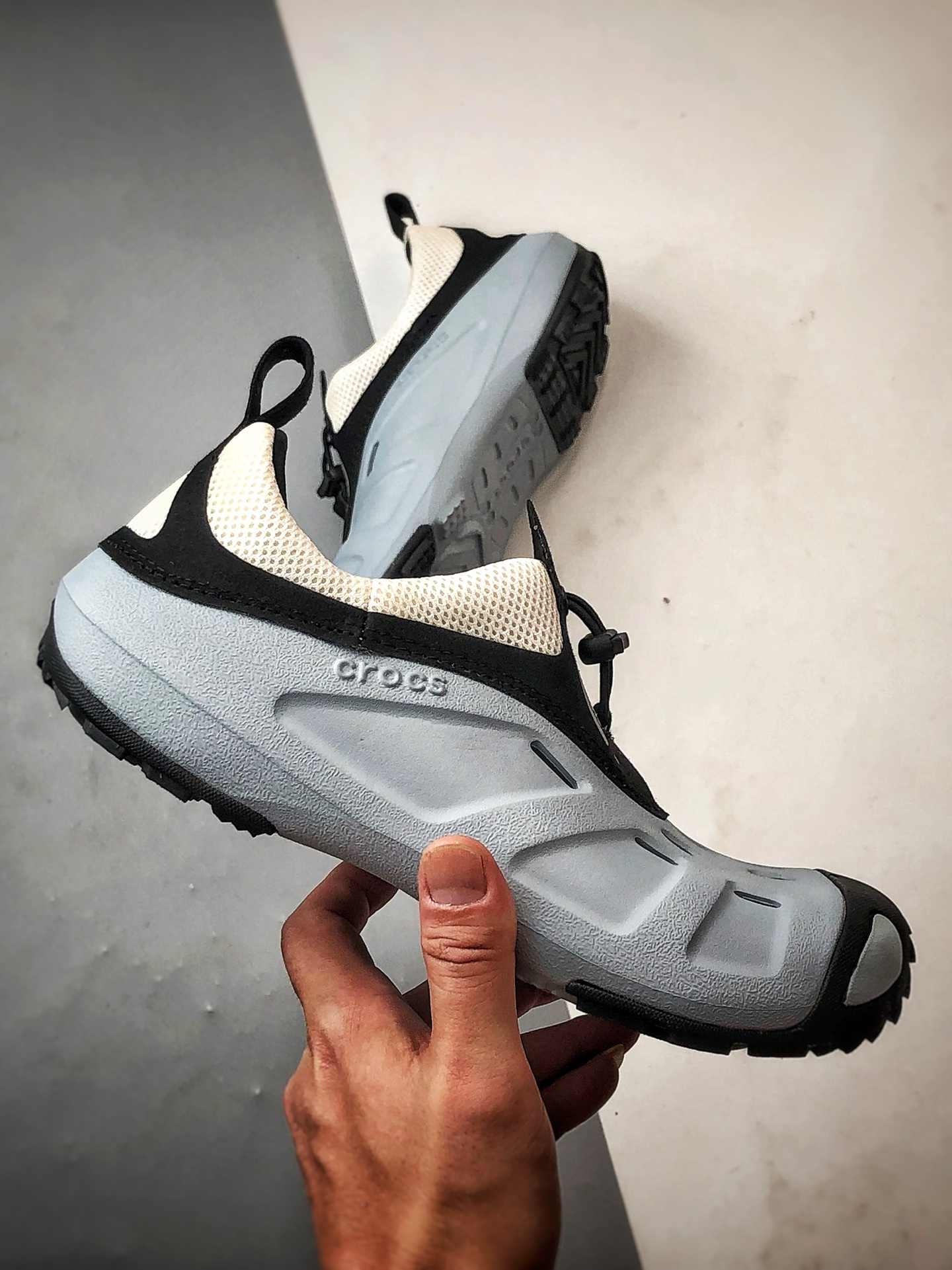 大爆款 盒装现货 新款出货 Crocs卡骆驰 Quick Trail EVA 蓝色 户外休闲舒适透气速干沙滩凉鞋-莆田鞋,莆田鞋货源,高仿鞋,高仿鞋货源,安福档口,莆田高仿鞋,莆田鞋批发,高仿鞋批发,莆田高仿运动鞋,高仿运动鞋,莆田运动鞋 大爆款 盒装现货 新款出货 Crocs卡骆驰 Quick Trail EVA 蓝色 户外休闲舒适透气速干沙滩凉鞋