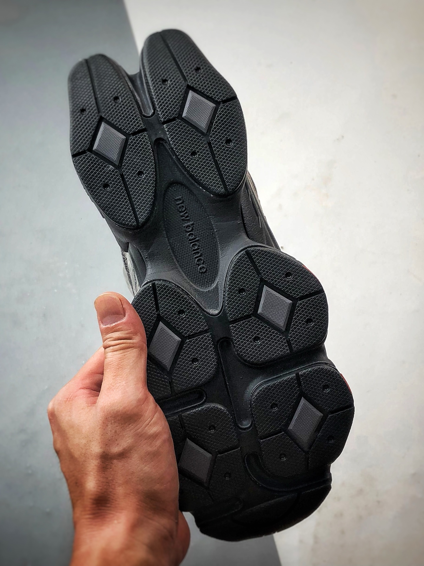 New Balance 9060 灰黑红 复古休闲运动老爹鞋 U9060JBO