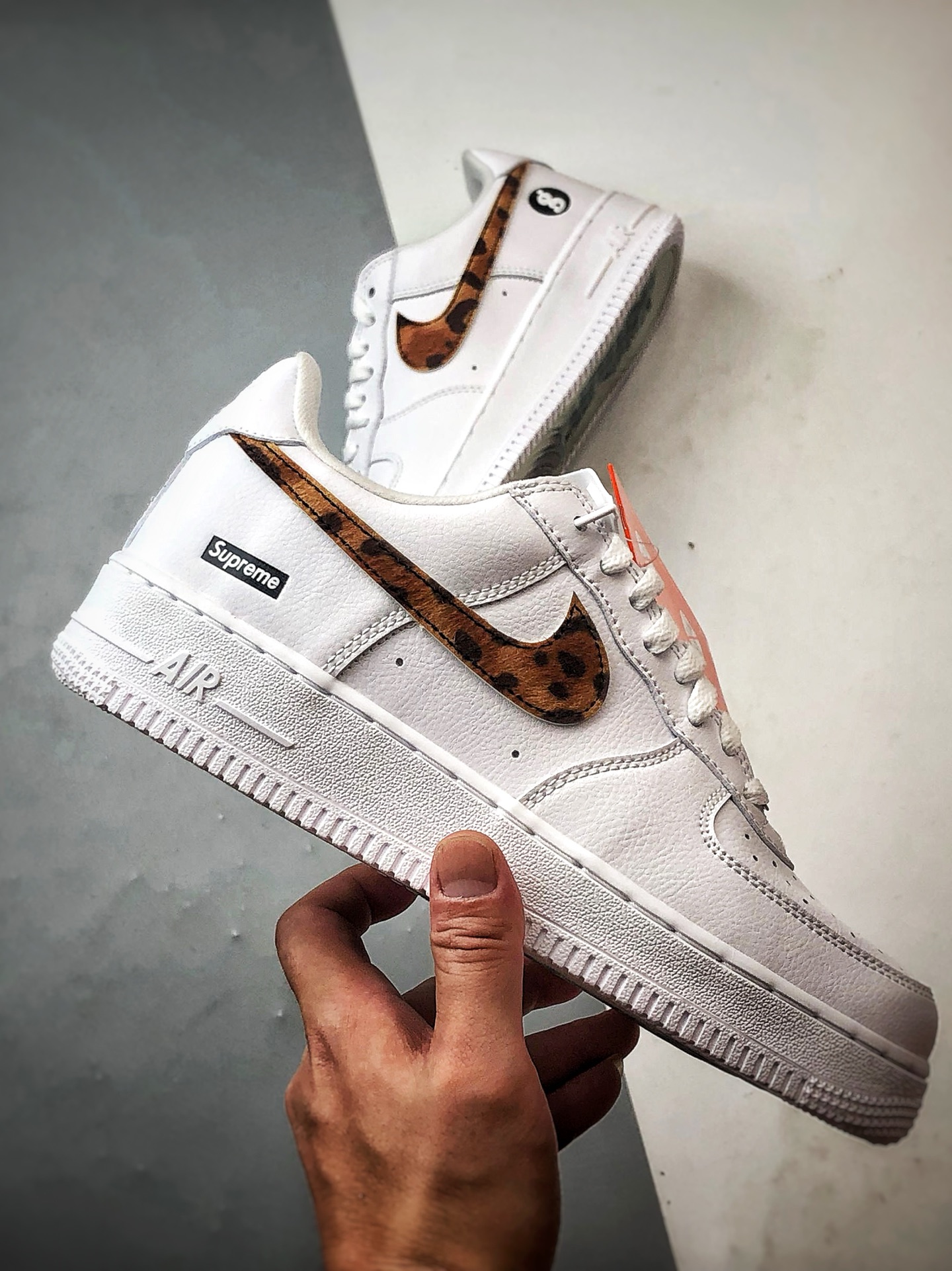 Sup x Goodenough x Air Force 1 Low 白棕豹纹钩 IM3483-100