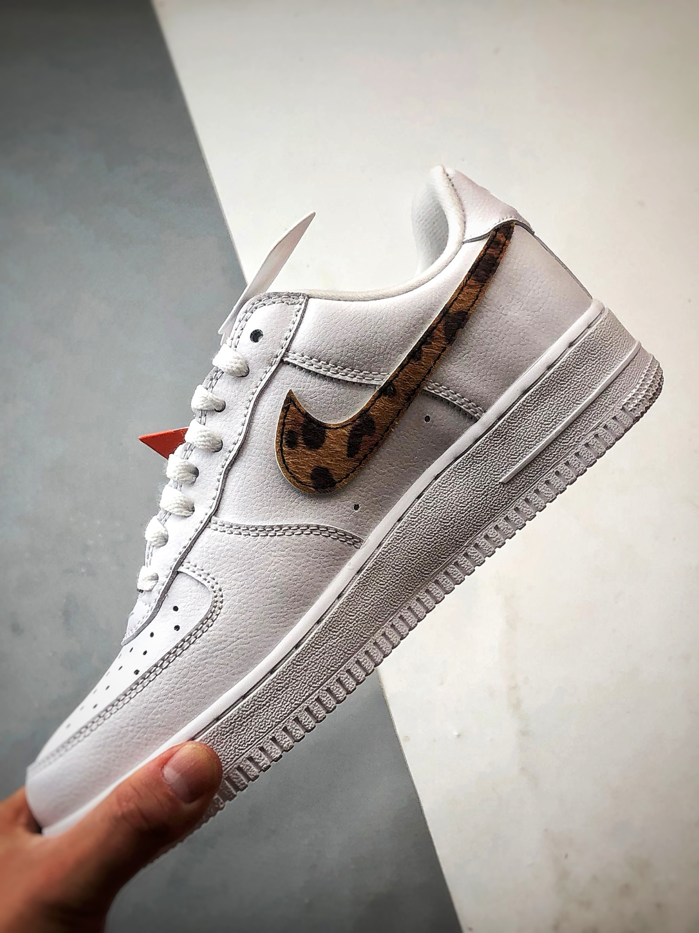 Sup x Goodenough x Air Force 1 Low 白棕豹纹钩 IM3483-100