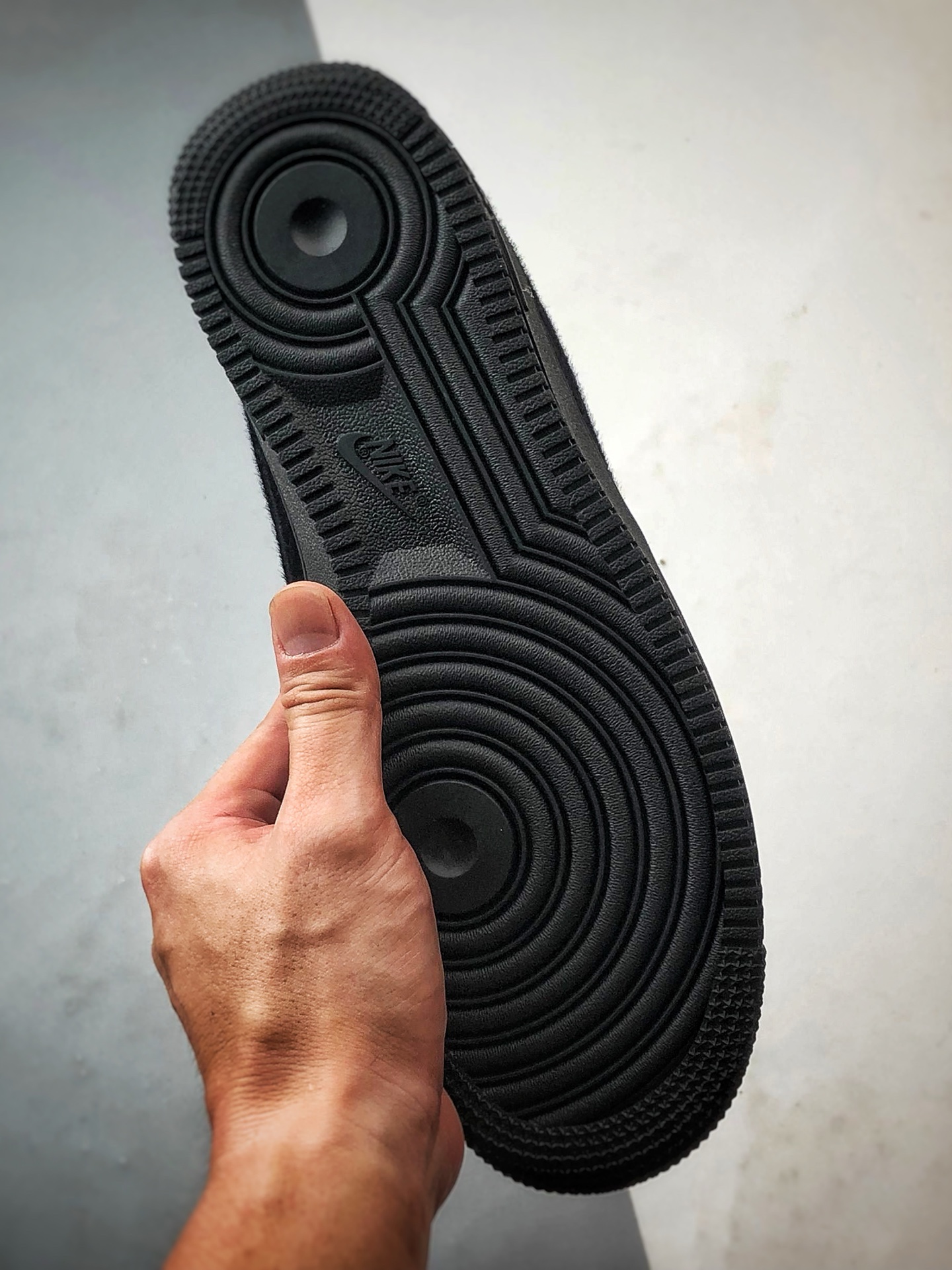 Air Force 1 '07 Low 纯黑马毛 II7398-001-莆田鞋,莆田鞋货源,高仿鞋,高仿鞋货源,安福档口,莆田高仿鞋,莆田鞋批发,高仿鞋批发,莆田高仿运动鞋,高仿运动鞋,莆田运动鞋 Air Force 1 '07 Low 纯黑马毛 II7398-001