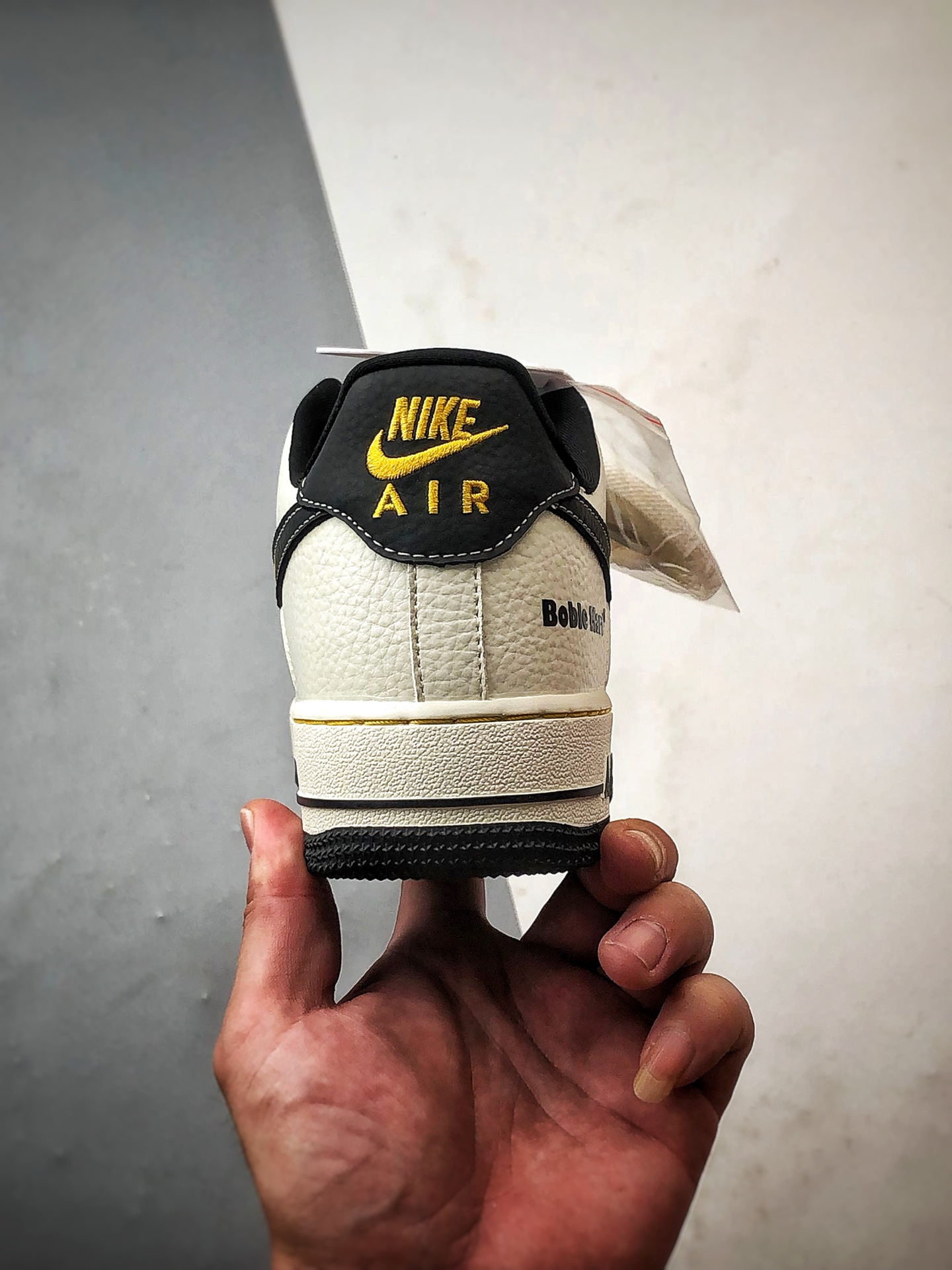 Air Force 1 '07 Low 泡泡玛特米灰黑 SC0601-564-莆田鞋,莆田鞋货源,高仿鞋,高仿鞋货源,安福档口,莆田高仿鞋,莆田鞋批发,高仿鞋批发,莆田高仿运动鞋,高仿运动鞋,莆田运动鞋 Air Force 1 '07 Low 泡泡玛特米灰黑 SC0601-564