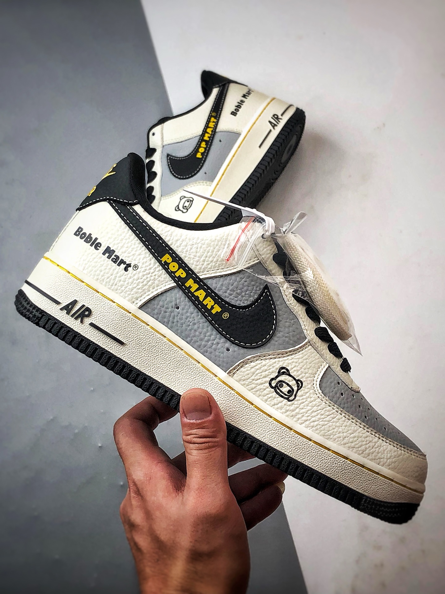 Air Force 1 '07 Low 泡泡玛特米灰黑 SC0601-564-莆田鞋,莆田鞋货源,高仿鞋,高仿鞋货源,安福档口,莆田高仿鞋,莆田鞋批发,高仿鞋批发,莆田高仿运动鞋,高仿运动鞋,莆田运动鞋 Air Force 1 '07 Low 泡泡玛特米灰黑 SC0601-564