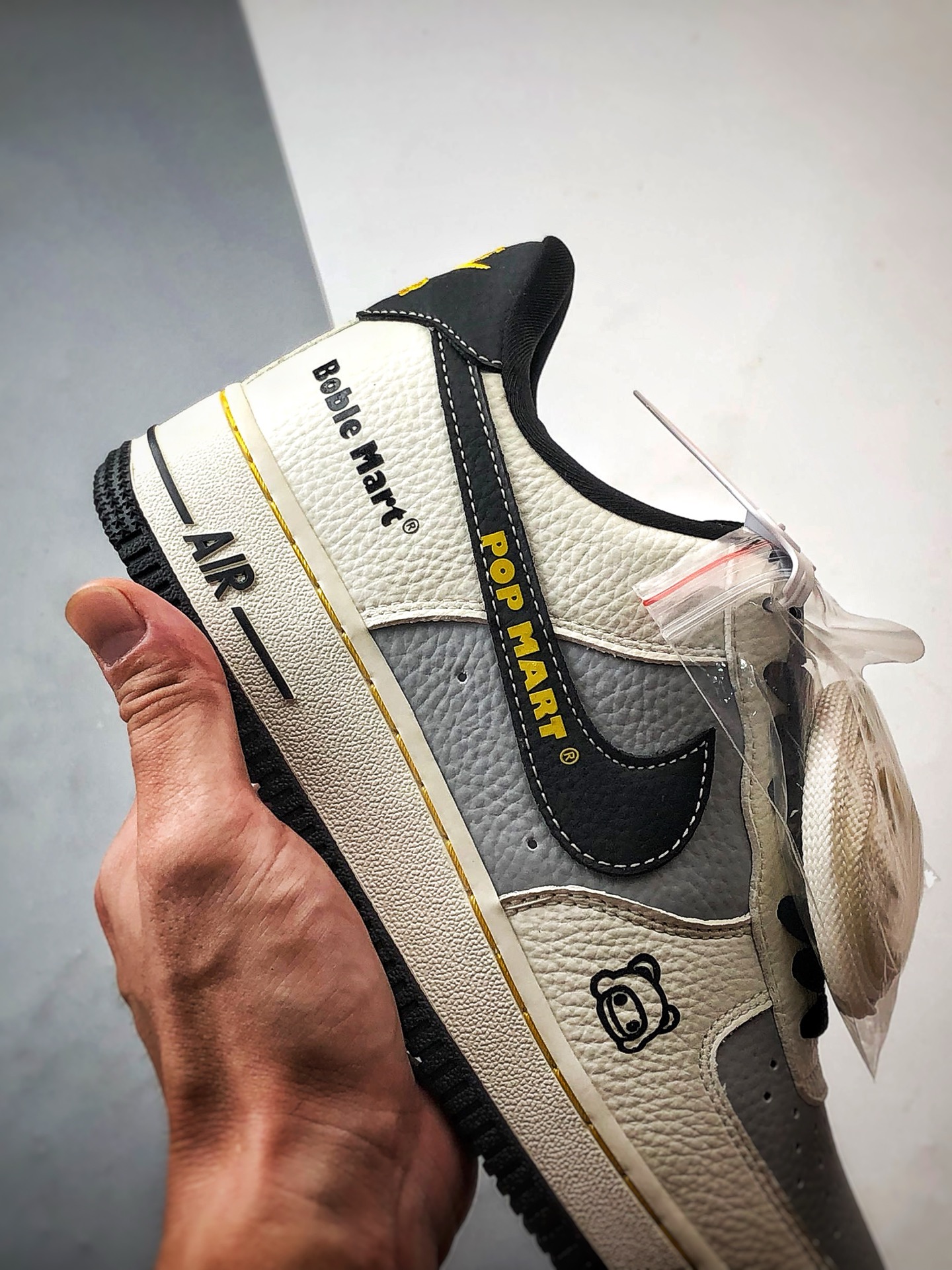 Air Force 1 '07 Low 泡泡玛特米灰黑 SC0601-564-莆田鞋,莆田鞋货源,高仿鞋,高仿鞋货源,安福档口,莆田高仿鞋,莆田鞋批发,高仿鞋批发,莆田高仿运动鞋,高仿运动鞋,莆田运动鞋 Air Force 1 '07 Low 泡泡玛特米灰黑 SC0601-564