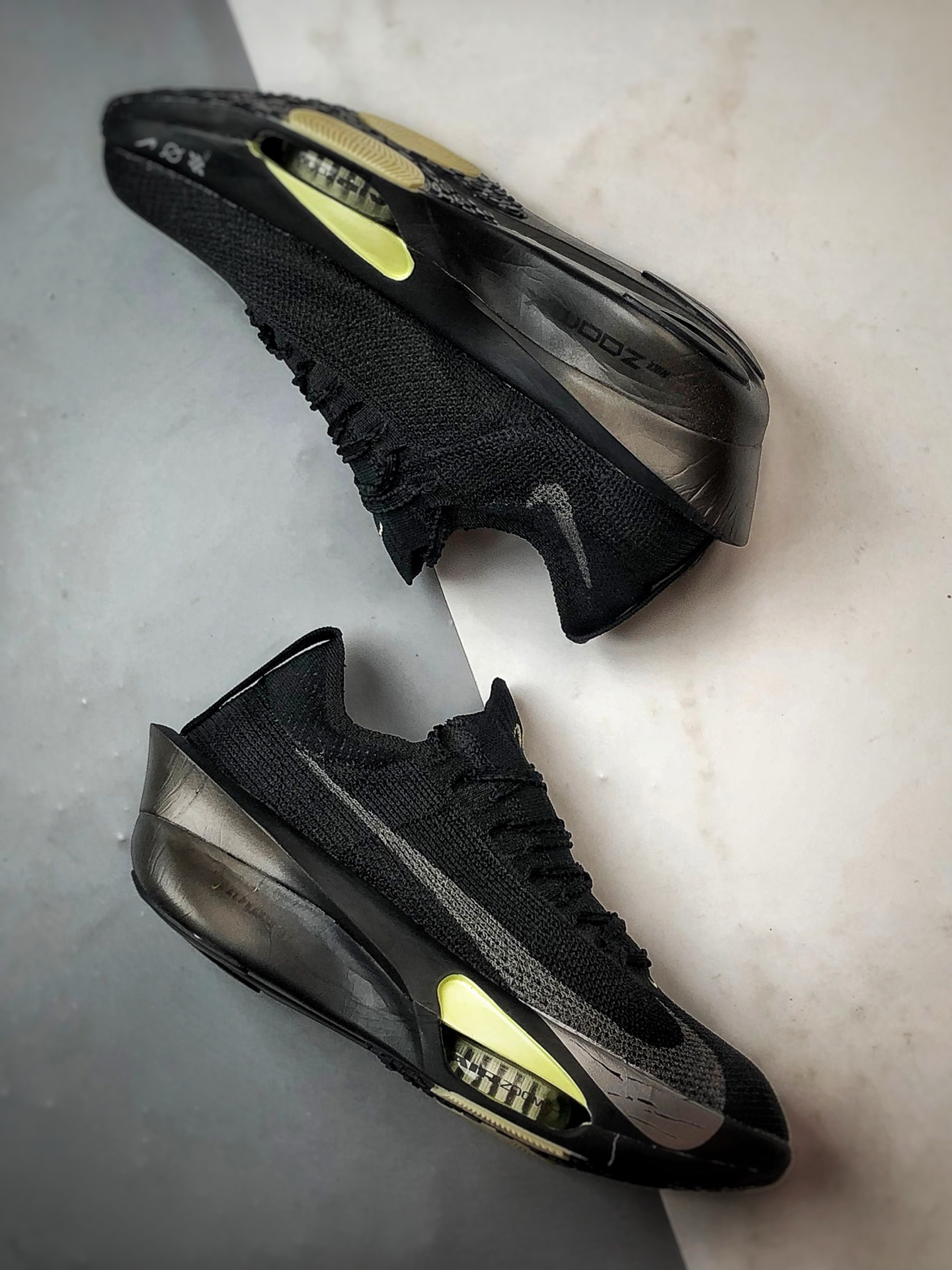 NK Air Zoom Alphafly 3 黑色 阿尔法飞行3代系列马拉松轻量竞速运动跑鞋 HV6350-001-莆田鞋,莆田鞋货源,高仿鞋,高仿鞋货源,安福档口,莆田高仿鞋,莆田鞋批发,高仿鞋批发,莆田高仿运动鞋,高仿运动鞋,莆田运动鞋 NK Air Zoom Alphafly 3 黑色 阿尔法飞行3代系列马拉松轻量竞速运动跑鞋 HV6350-001