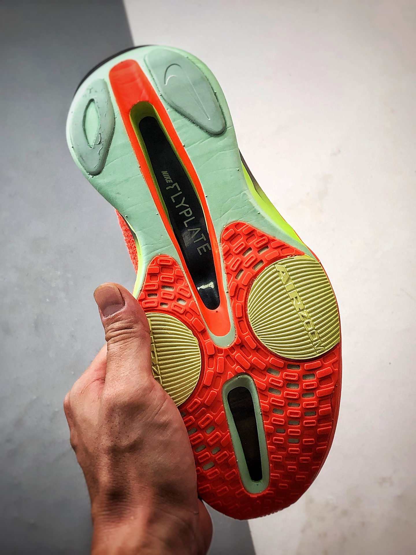 NK Air Zoom Alphafly 3 红绿色 阿尔法飞行3代系列马拉松轻量竞速运动跑鞋 FD8315-600