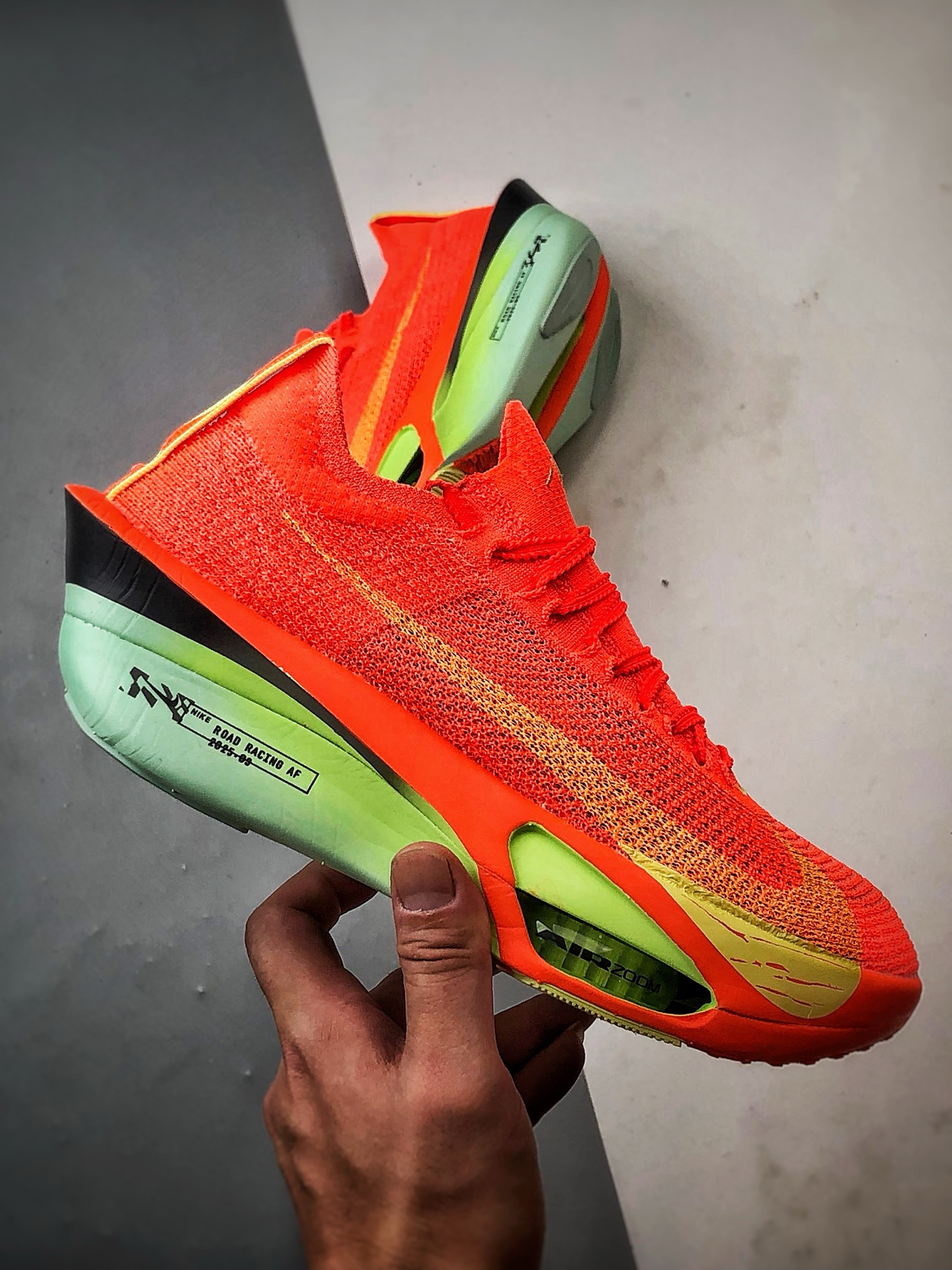 NK Air Zoom Alphafly 3 红绿色 阿尔法飞行3代系列马拉松轻量竞速运动跑鞋 FD8315-600