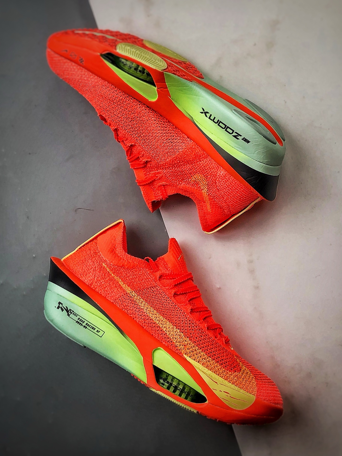 NK Air Zoom Alphafly 3 红绿色 阿尔法飞行3代系列马拉松轻量竞速运动跑鞋 FD8315-600