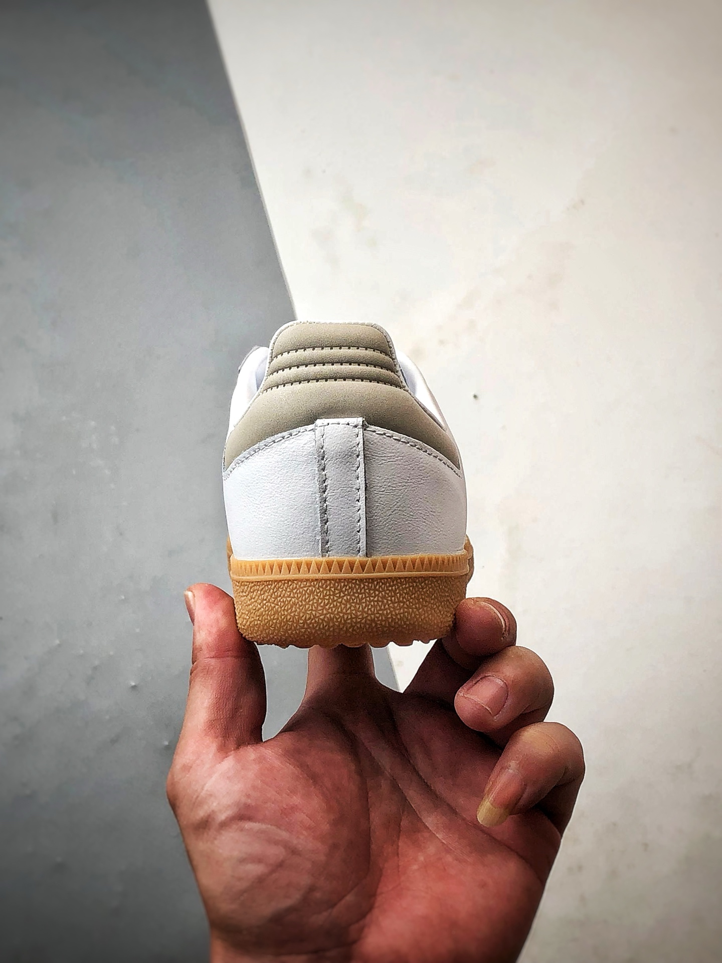 AD Originals Samba OG 白银 桑巴训练鞋 JI2725-莆田鞋,莆田鞋货源,高仿鞋,高仿鞋货源,安福档口,莆田高仿鞋,莆田鞋批发,高仿鞋批发,莆田高仿运动鞋,高仿运动鞋,莆田运动鞋 AD Originals Samba OG 白银 桑巴训练鞋 JI2725