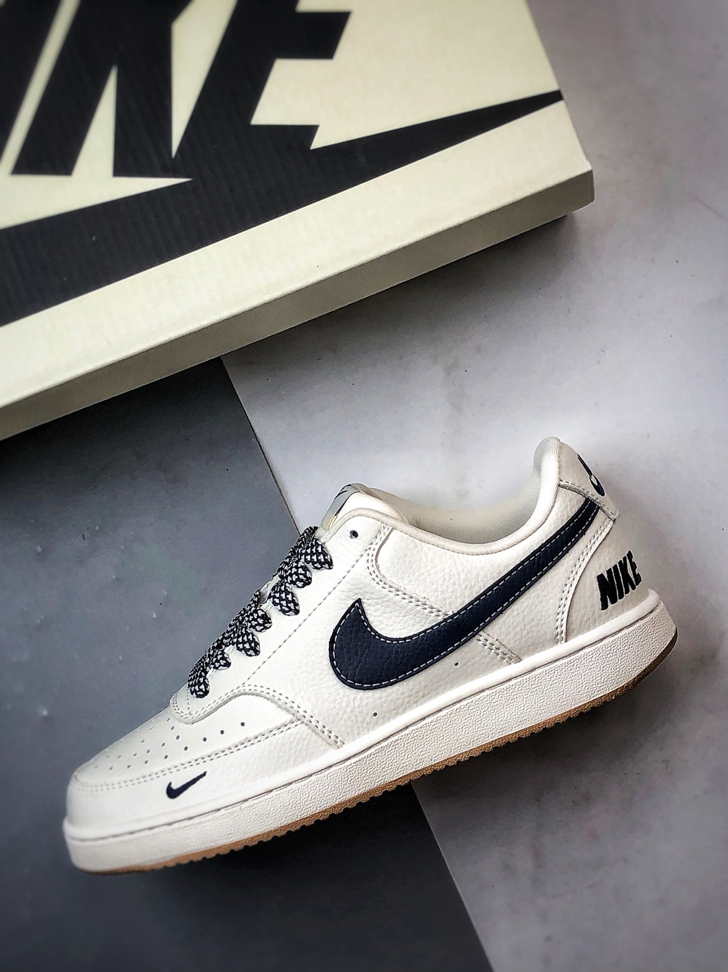 Air Force 1 '07 Low 米白深蓝 CS5288-015-莆田鞋,莆田鞋货源,高仿鞋,高仿鞋货源,安福档口,莆田高仿鞋,莆田鞋批发,高仿鞋批发,莆田高仿运动鞋,高仿运动鞋,莆田运动鞋 Air Force 1 '07 Low 米白深蓝 CS5288-015