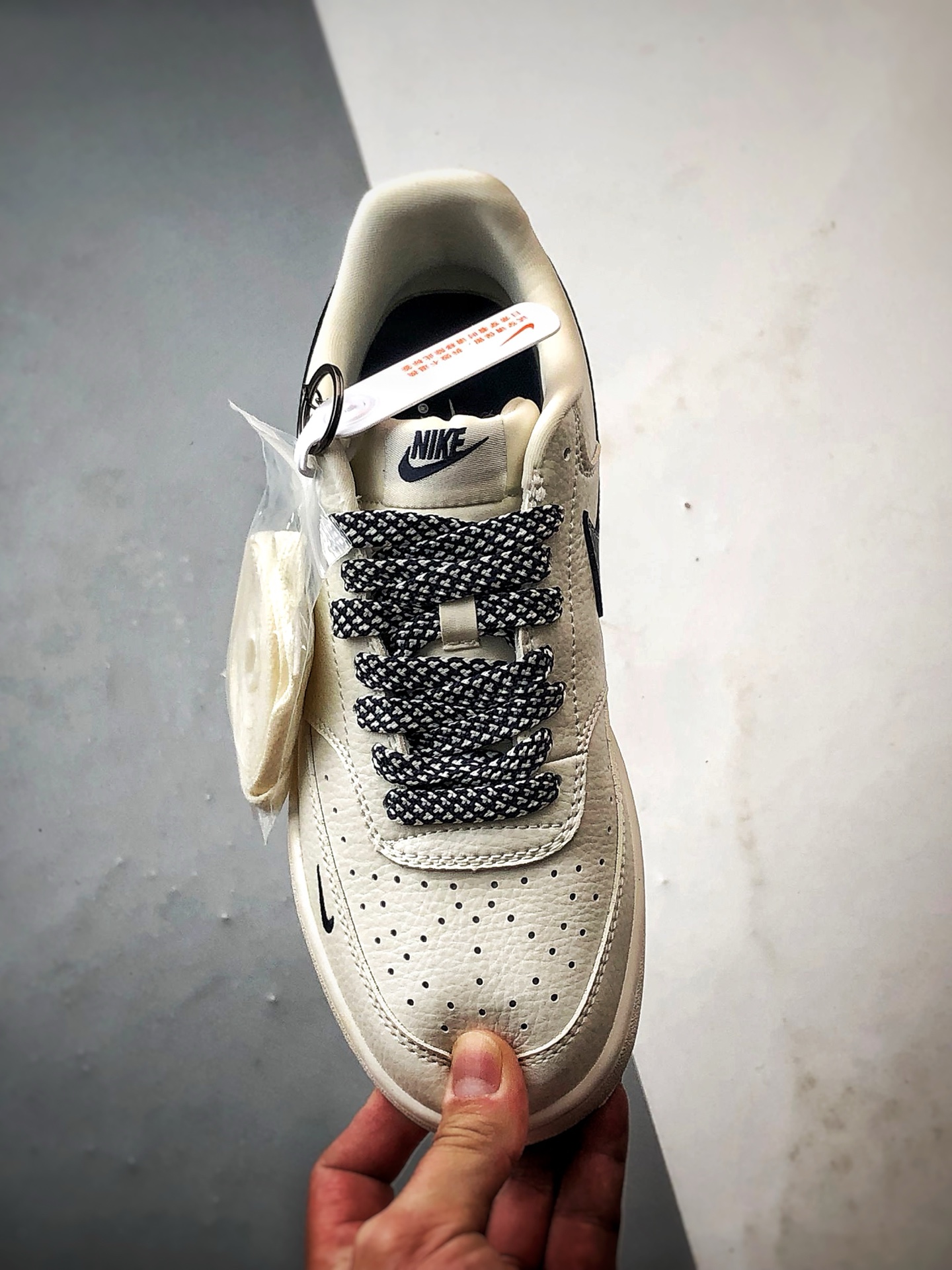 Air Force 1 '07 Low 米白深蓝 CS5288-015-莆田鞋,莆田鞋货源,高仿鞋,高仿鞋货源,安福档口,莆田高仿鞋,莆田鞋批发,高仿鞋批发,莆田高仿运动鞋,高仿运动鞋,莆田运动鞋 Air Force 1 '07 Low 米白深蓝 CS5288-015