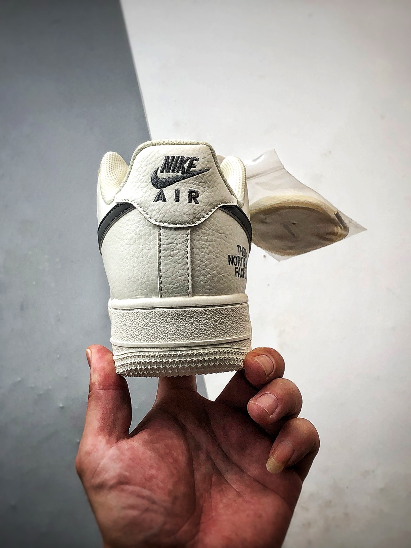 TNF x Air Force 1 Low 米蓝黑钩 CS5288-026-莆田鞋,莆田鞋货源,高仿鞋,高仿鞋货源,安福档口,莆田高仿鞋,莆田鞋批发,高仿鞋批发,莆田高仿运动鞋,高仿运动鞋,莆田运动鞋 TNF x Air Force 1 Low 米蓝黑钩 CS5288-026