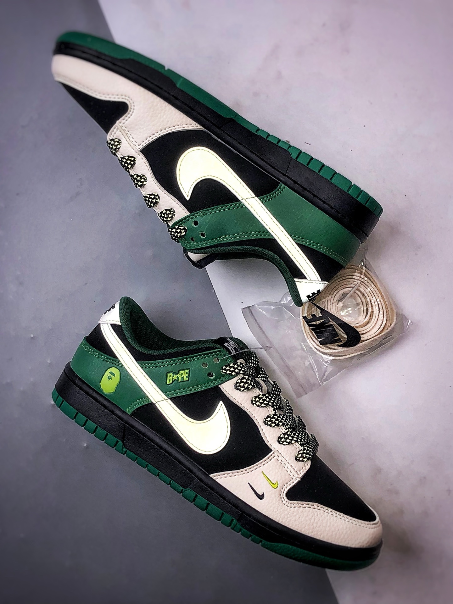 NK Dunk Low Retro ”DIY高端定制” Bape白黑绿 低帮休闲运动板鞋 QW5836-015