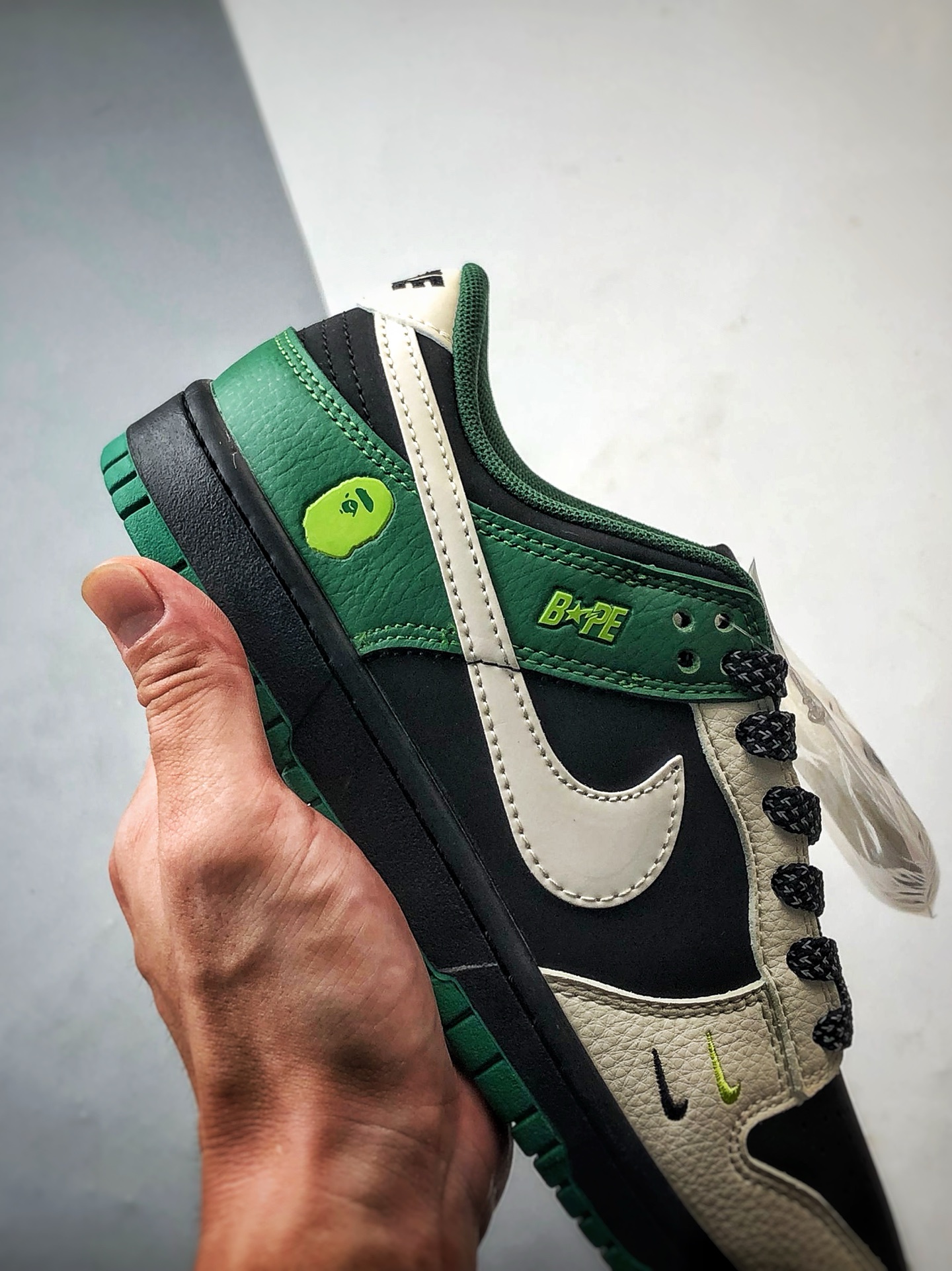 NK Dunk Low Retro ”DIY高端定制” Bape白黑绿 低帮休闲运动板鞋 QW5836-015