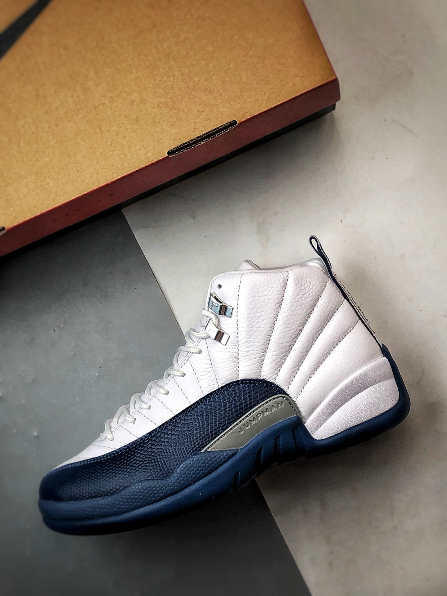 Jordan Air Jordan 12 Retro French Blue AJ12法国蓝 CT8013-114-莆田鞋,莆田鞋货源,高仿鞋,高仿鞋货源,安福档口,莆田高仿鞋,莆田鞋批发,高仿鞋批发,莆田高仿运动鞋,高仿运动鞋,莆田运动鞋 Jordan Air Jordan 12 Retro French Blue AJ12法国蓝 CT8013-114