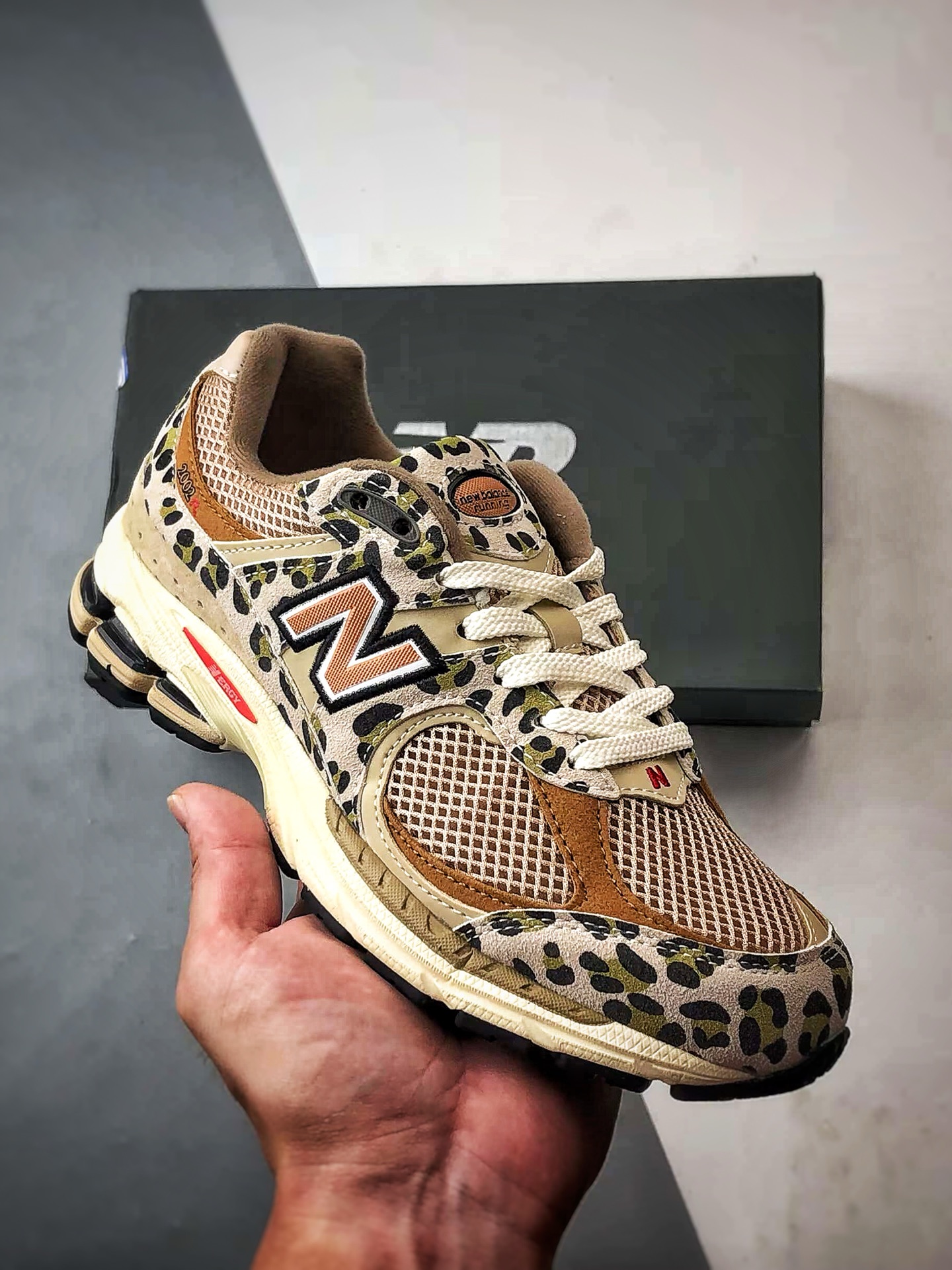 210 New Balance 2002R 豹纹棕 新百伦经典配色 U2002RCP