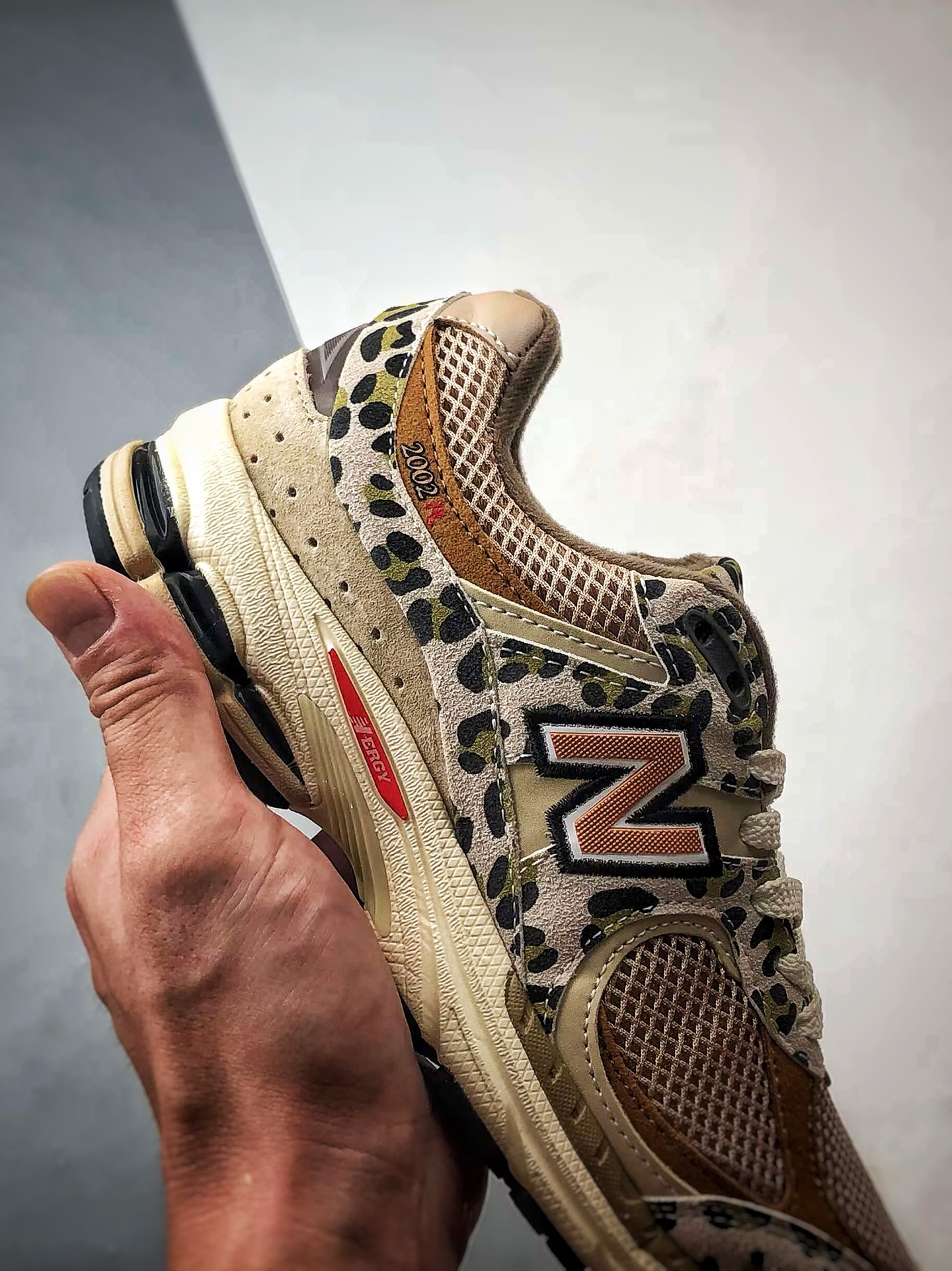 210 New Balance 2002R 豹纹棕 新百伦经典配色 U2002RCP