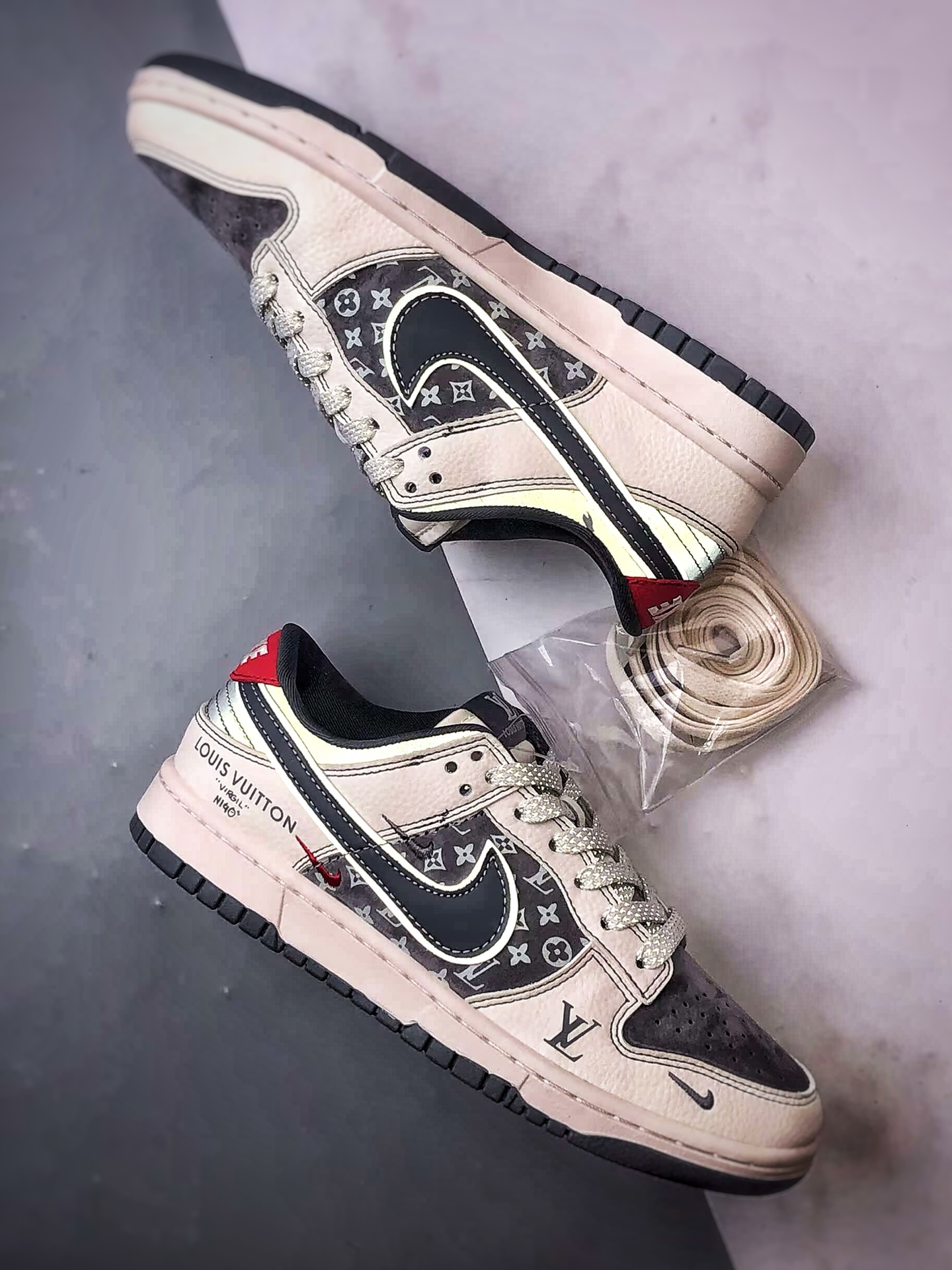 NK Dunk Low Retro ”DIY高端定制” LV米白深灰 低帮休闲运动板鞋 YX5066-367-莆田鞋,莆田鞋货源,高仿鞋,高仿鞋货源,安福档口,莆田高仿鞋,莆田鞋批发,高仿鞋批发,莆田高仿运动鞋,高仿运动鞋,莆田运动鞋 NK Dunk Low Retro ”DIY高端定制” LV米白深灰 低帮休闲运动板鞋 YX5066-367