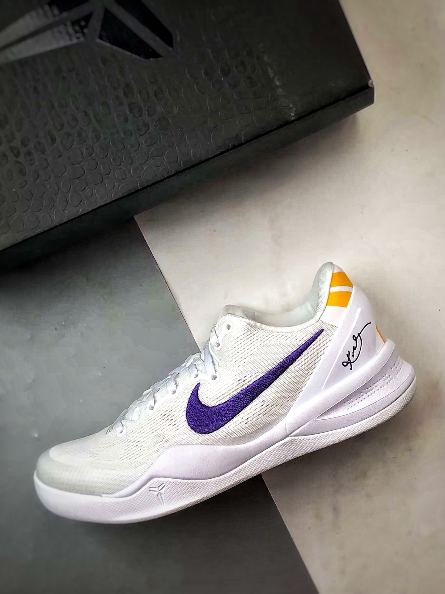 NK Kobe 8 Protro ”Lakers Home” 灭世纯原科比8代 白紫金 HF9550-100-莆田鞋,莆田鞋货源,高仿鞋,高仿鞋货源,安福档口,莆田高仿鞋,莆田鞋批发,高仿鞋批发,莆田高仿运动鞋,高仿运动鞋,莆田运动鞋 NK Kobe 8 Protro ”Lakers Home” 灭世纯原科比8代 白紫金 HF9550-100