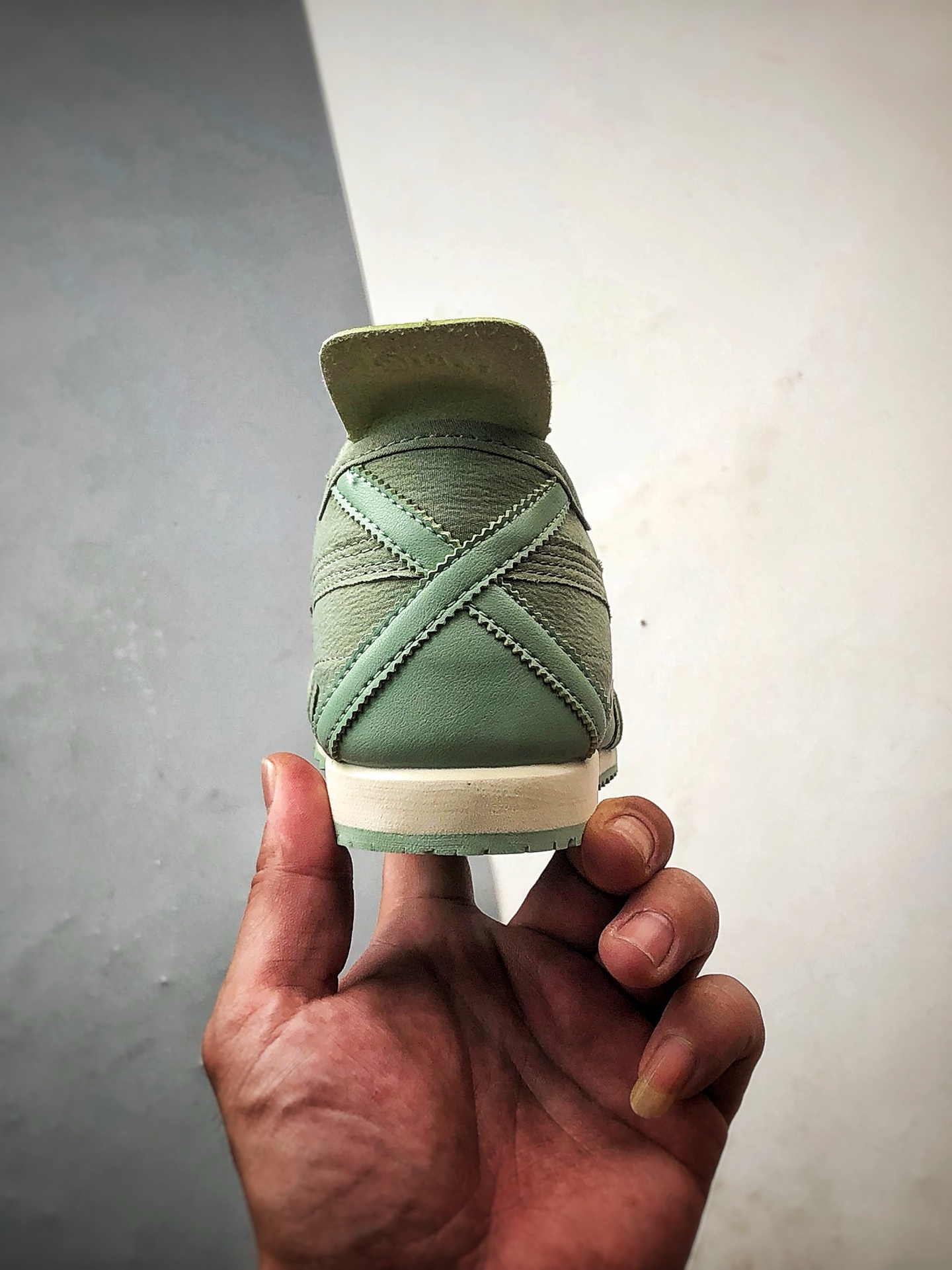 Asics 鬼冢虎 Mexico 66 SD 绿色 1183C408-300