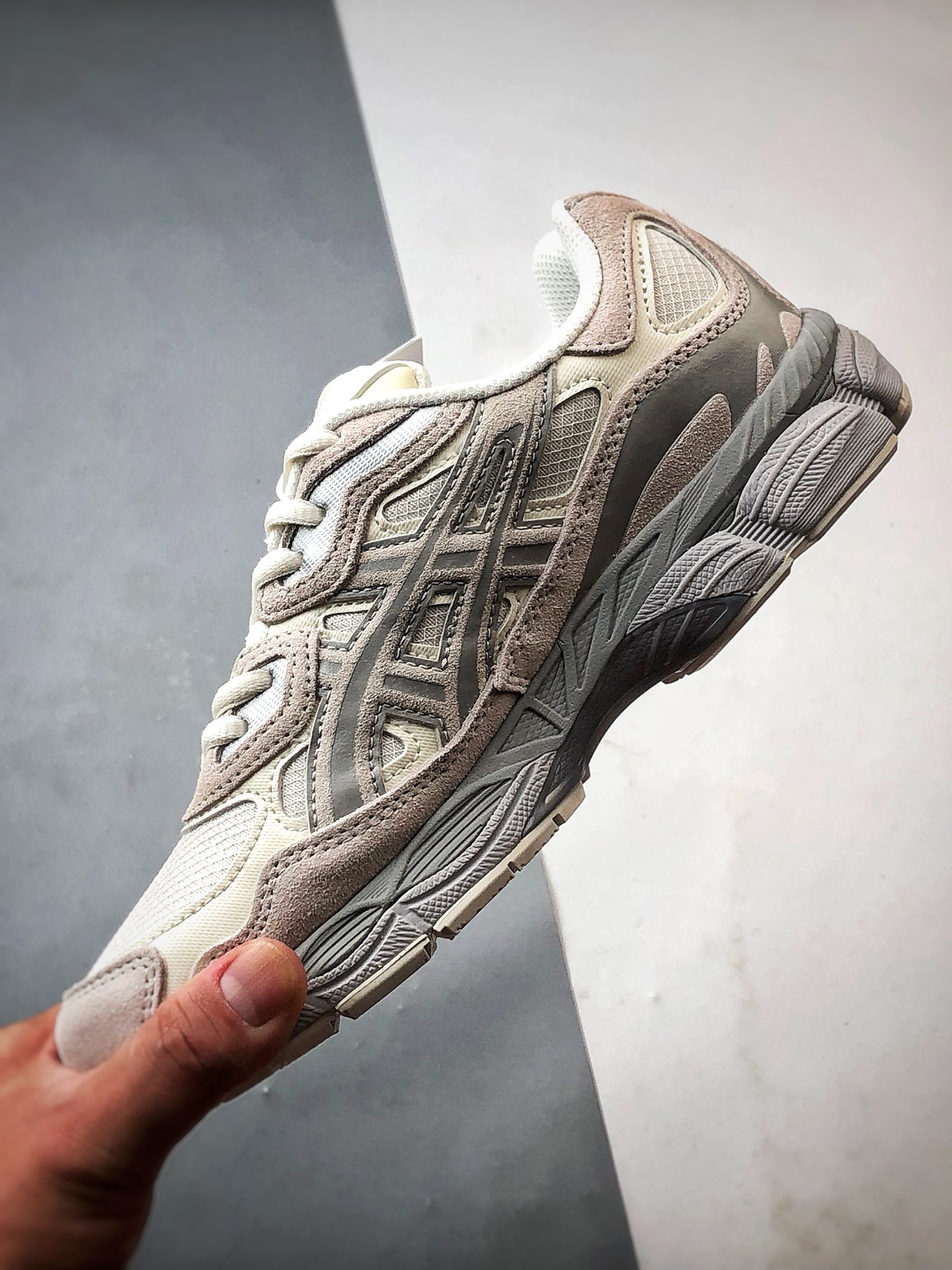 Asics Gel-NYC 复古单品 浅灰 亚瑟士新款厚底街头运动休闲鞋