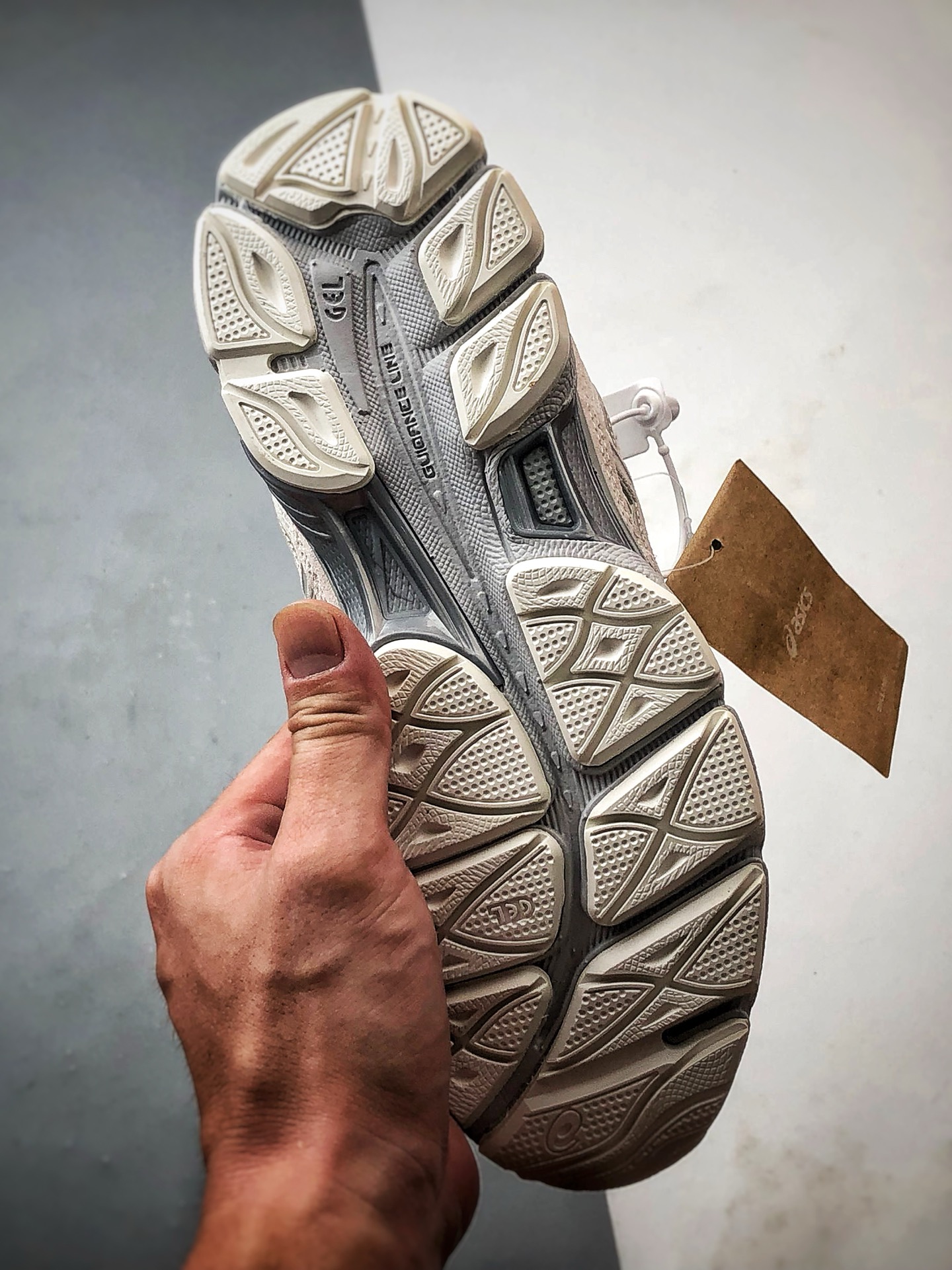 Asics Gel-NYC 复古单品 浅灰 亚瑟士新款厚底街头运动休闲鞋