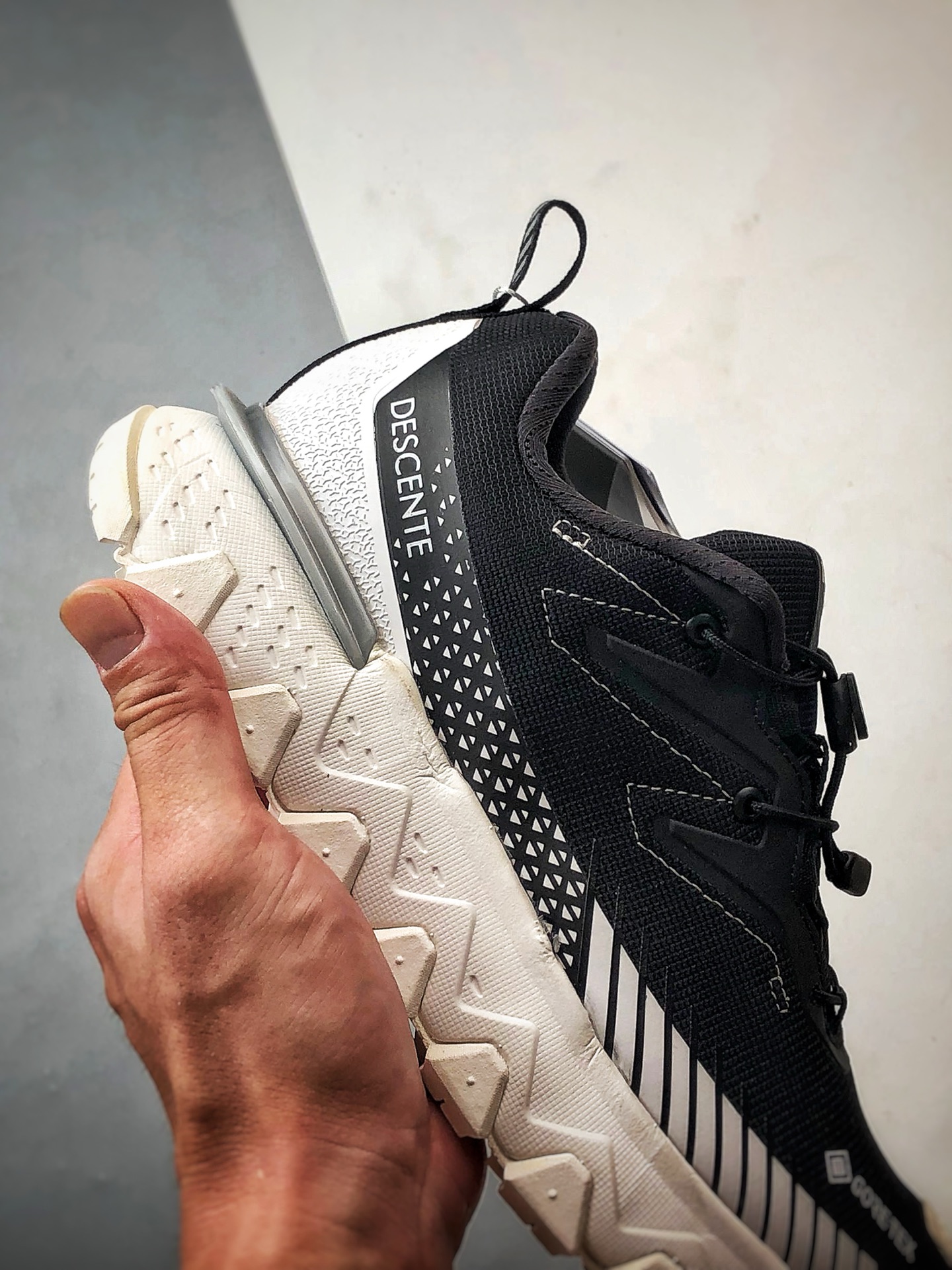 Descente Ski Style Snow Ride GTX 黑白 潮流运动机能户外滑雪登山鞋