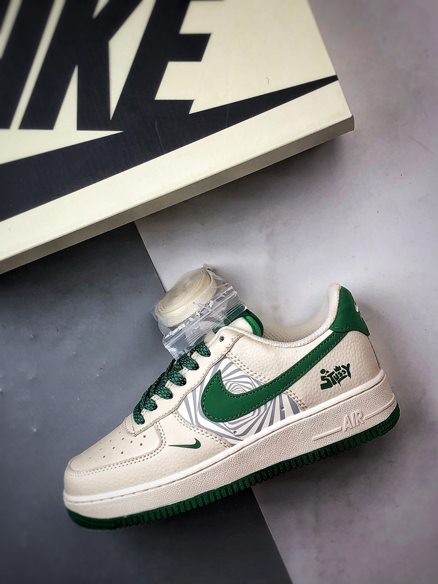 280 Stussy x Air Force 1 Low 米白绿  HJ3318-001