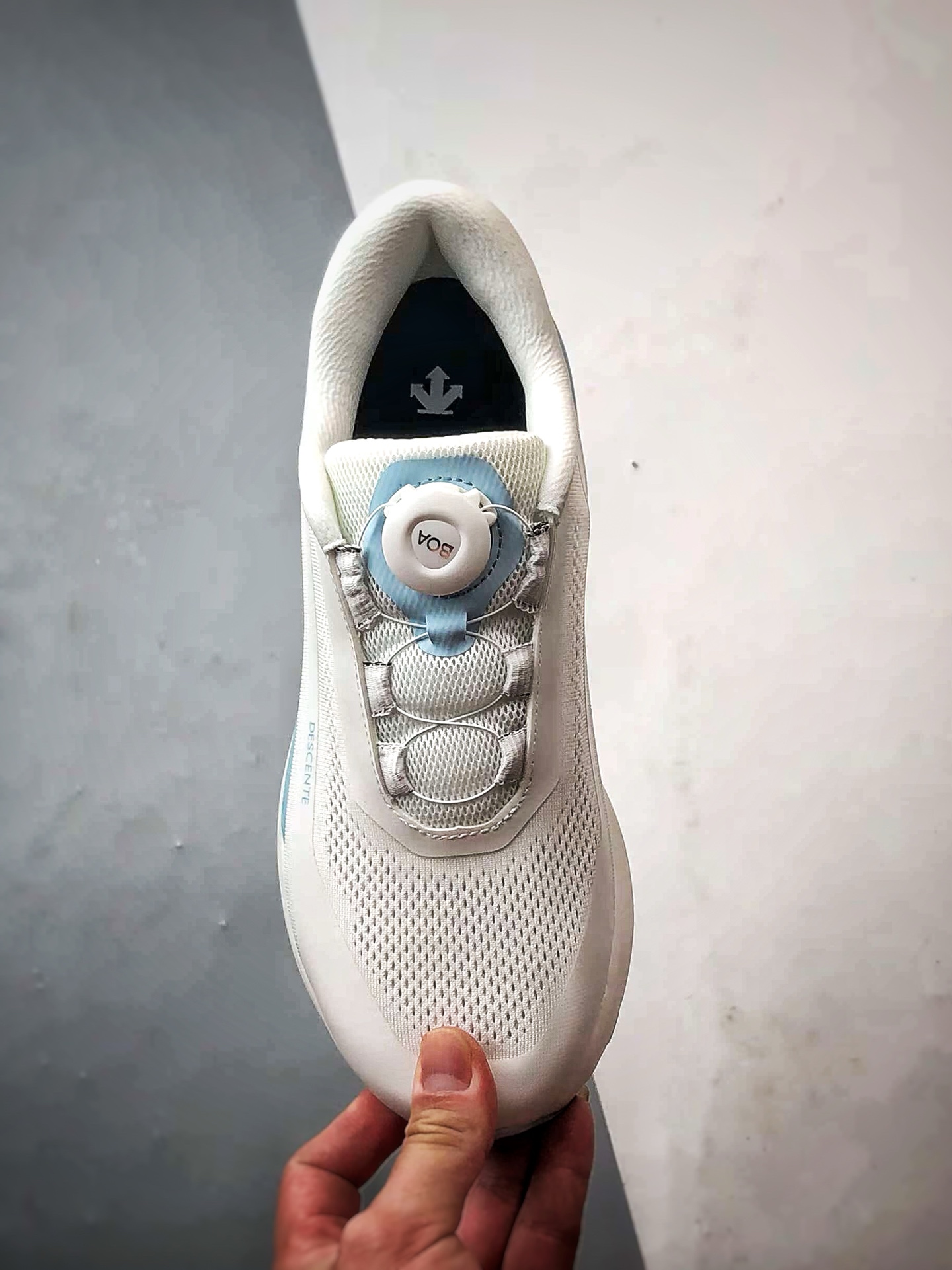 Descente Running DFluid 2.0 白蓝 流体轻量低帮运动跑步鞋-莆田鞋,莆田鞋货源,高仿鞋,高仿鞋货源,安福档口,莆田高仿鞋,莆田鞋批发,高仿鞋批发,莆田高仿运动鞋,高仿运动鞋,莆田运动鞋 Descente Running DFluid 2.0 白蓝 流体轻量低帮运动跑步鞋