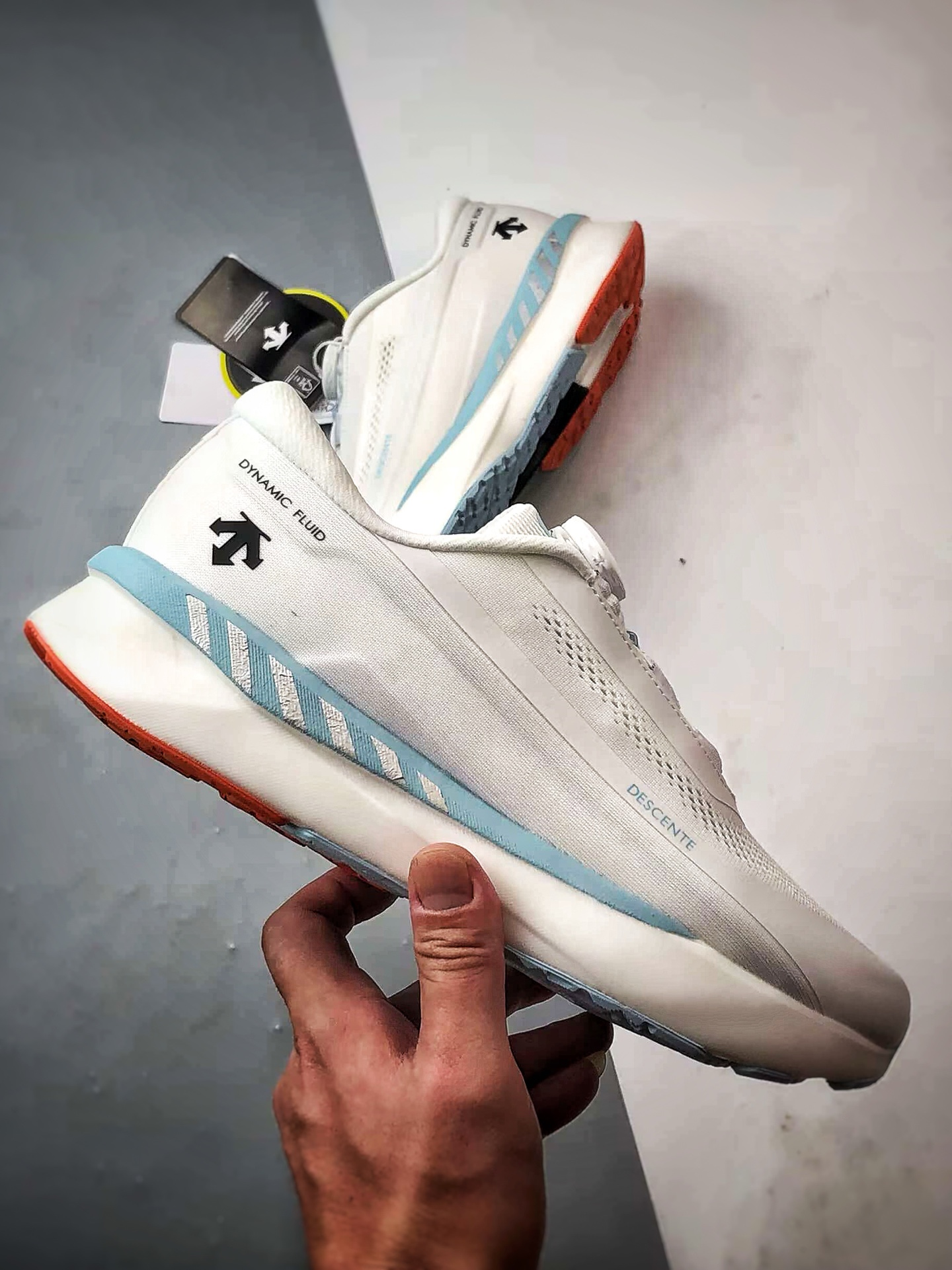 Descente Running DFluid 2.0 白蓝 流体轻量低帮运动跑步鞋-莆田鞋,莆田鞋货源,高仿鞋,高仿鞋货源,安福档口,莆田高仿鞋,莆田鞋批发,高仿鞋批发,莆田高仿运动鞋,高仿运动鞋,莆田运动鞋 Descente Running DFluid 2.0 白蓝 流体轻量低帮运动跑步鞋