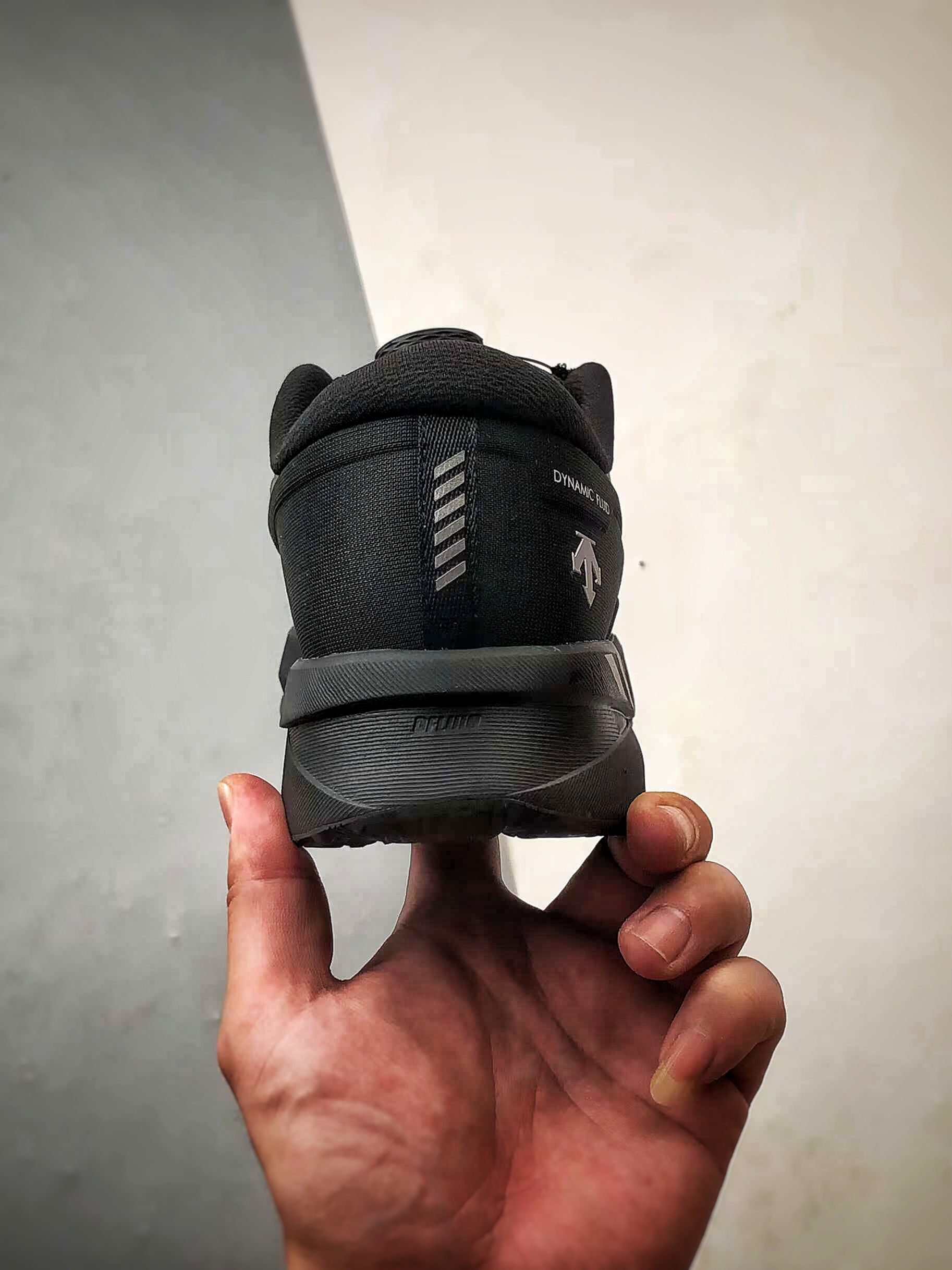 Descente Running DFluid 2.0 黑色 流体轻量低帮运动跑步鞋-莆田鞋,莆田鞋货源,高仿鞋,高仿鞋货源,安福档口,莆田高仿鞋,莆田鞋批发,高仿鞋批发,莆田高仿运动鞋,高仿运动鞋,莆田运动鞋 Descente Running DFluid 2.0 黑色 流体轻量低帮运动跑步鞋