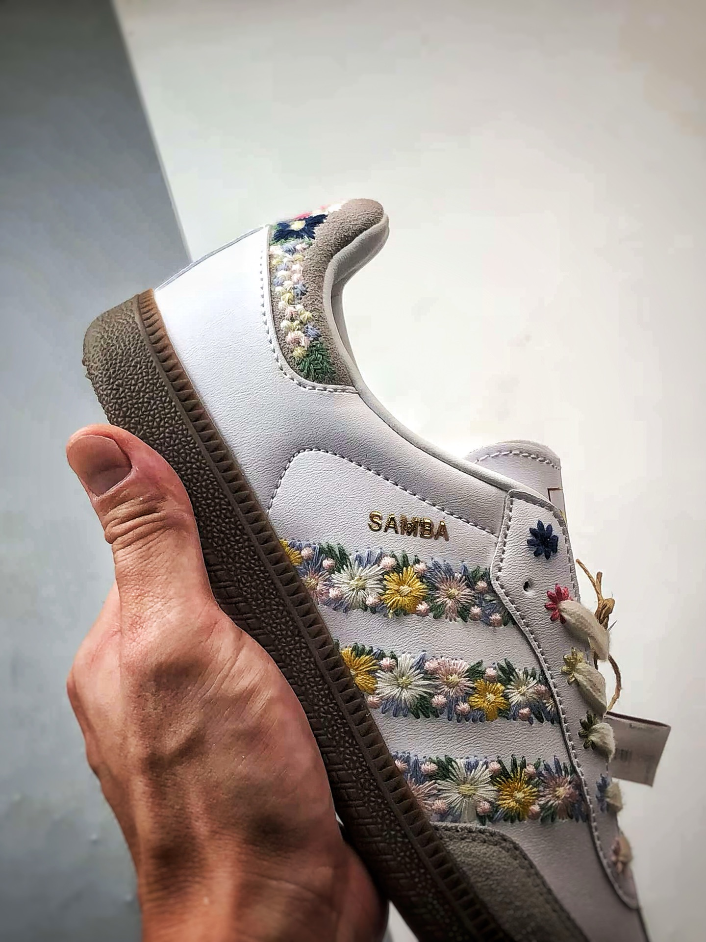 Juice x AD Originals Samba OG 白色花卉 联名桑巴训练鞋 HQ5155