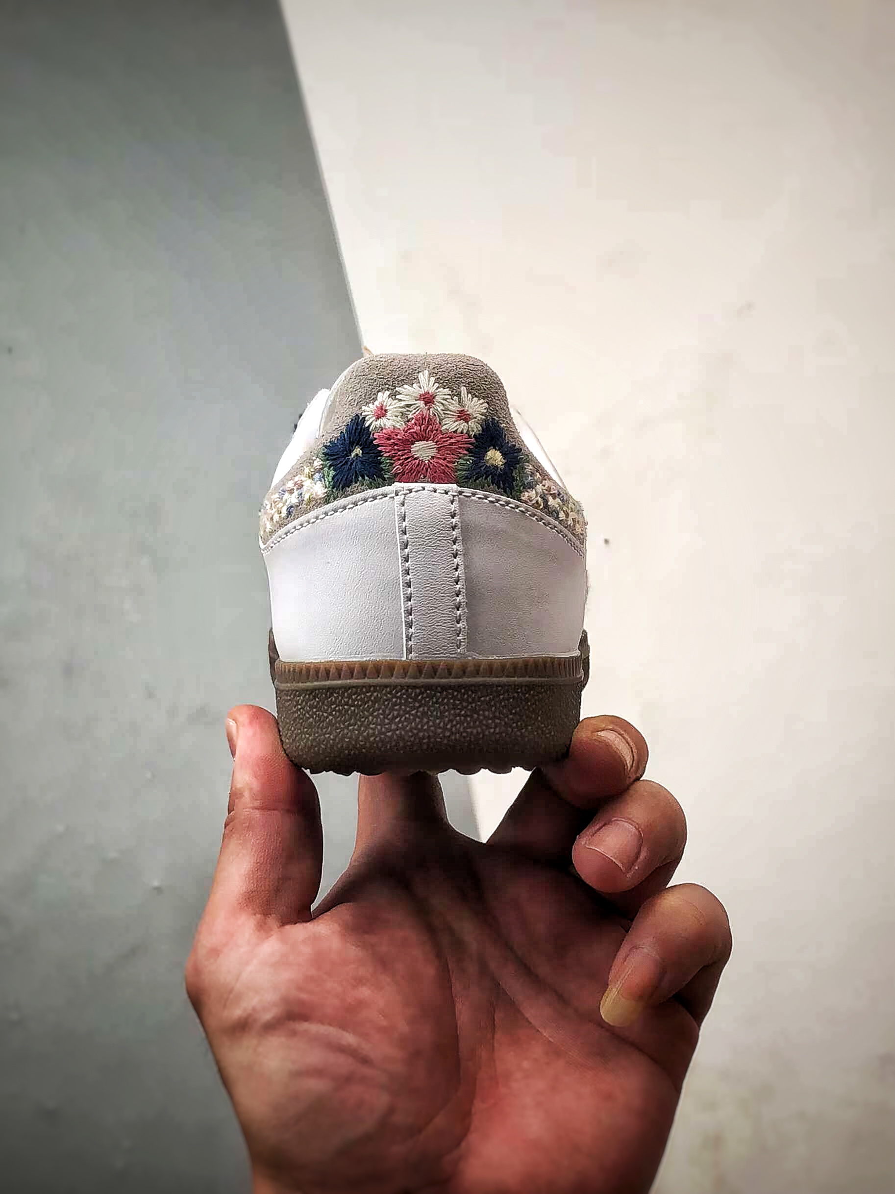 Juice x AD Originals Samba OG 白色花卉 联名桑巴训练鞋 HQ5155