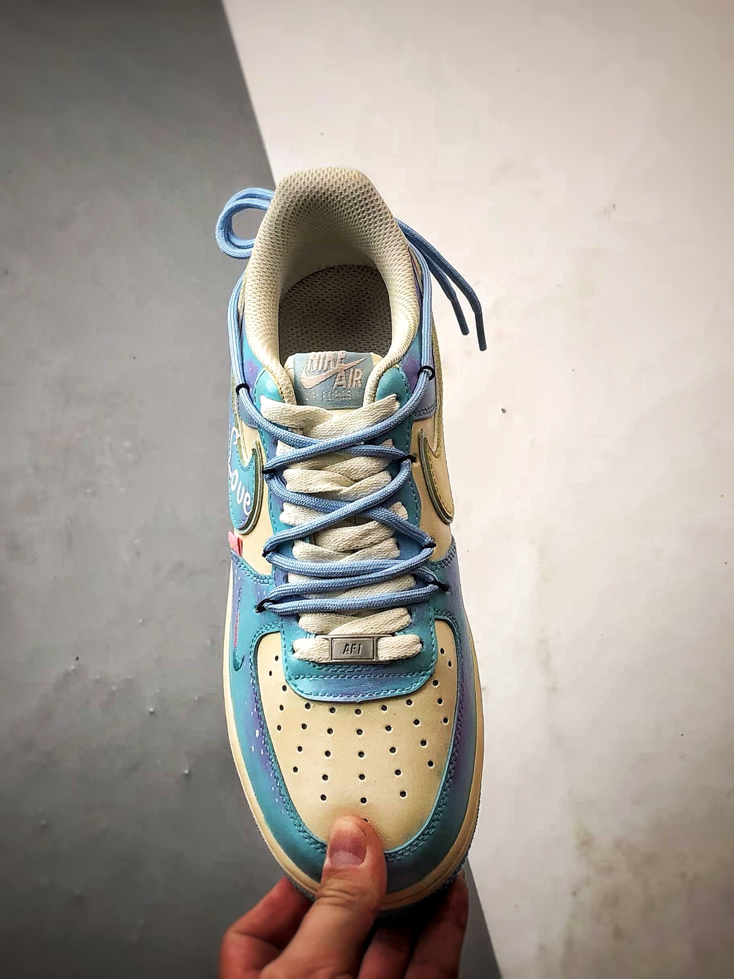 Air Force 1 '07 Low 海盐甜梦涂鸦解构 XL2332-555-莆田鞋,莆田鞋货源,高仿鞋,高仿鞋货源,安福档口,莆田高仿鞋,莆田鞋批发,高仿鞋批发,莆田高仿运动鞋,高仿运动鞋,莆田运动鞋 Air Force 1 '07 Low 海盐甜梦涂鸦解构 XL2332-555