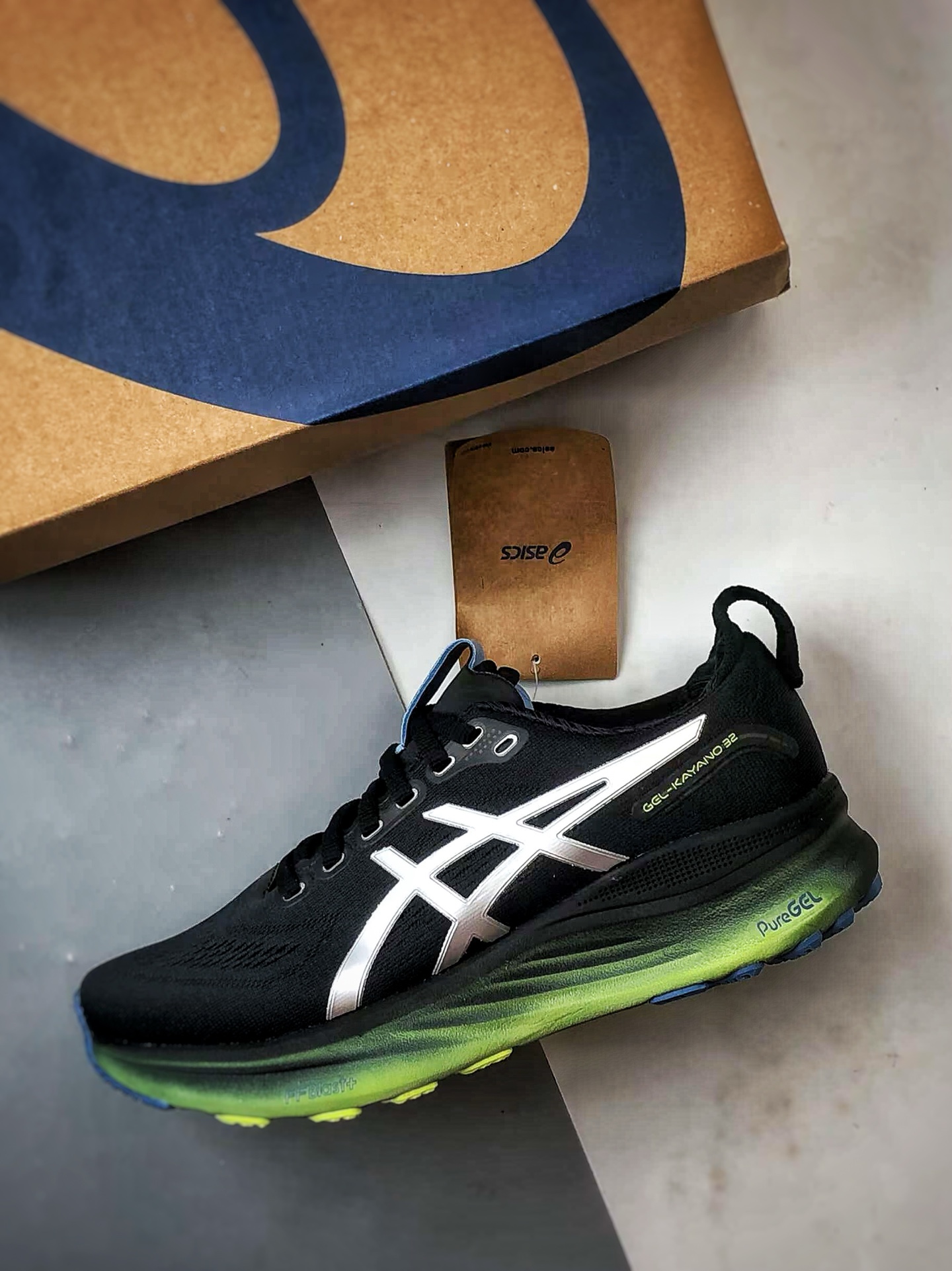 Asics Gel-Kayano 32 黑白绿 卡亚诺32代有氧轻量运动慢跑鞋 1011C052-003