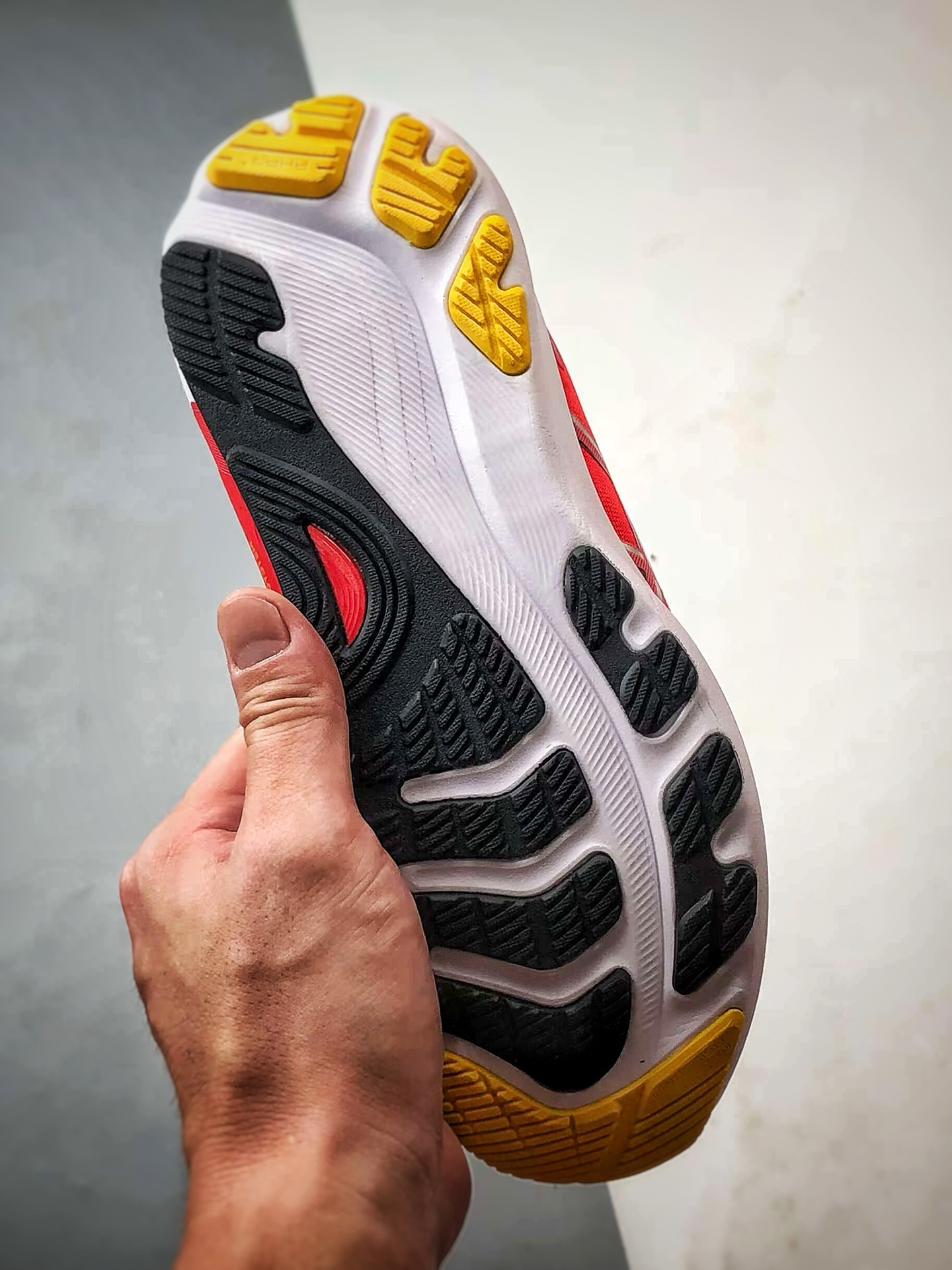 210 Asics Gel-Kayano 32 红色 卡亚诺32代有氧轻量运动慢跑鞋 1012B838-600