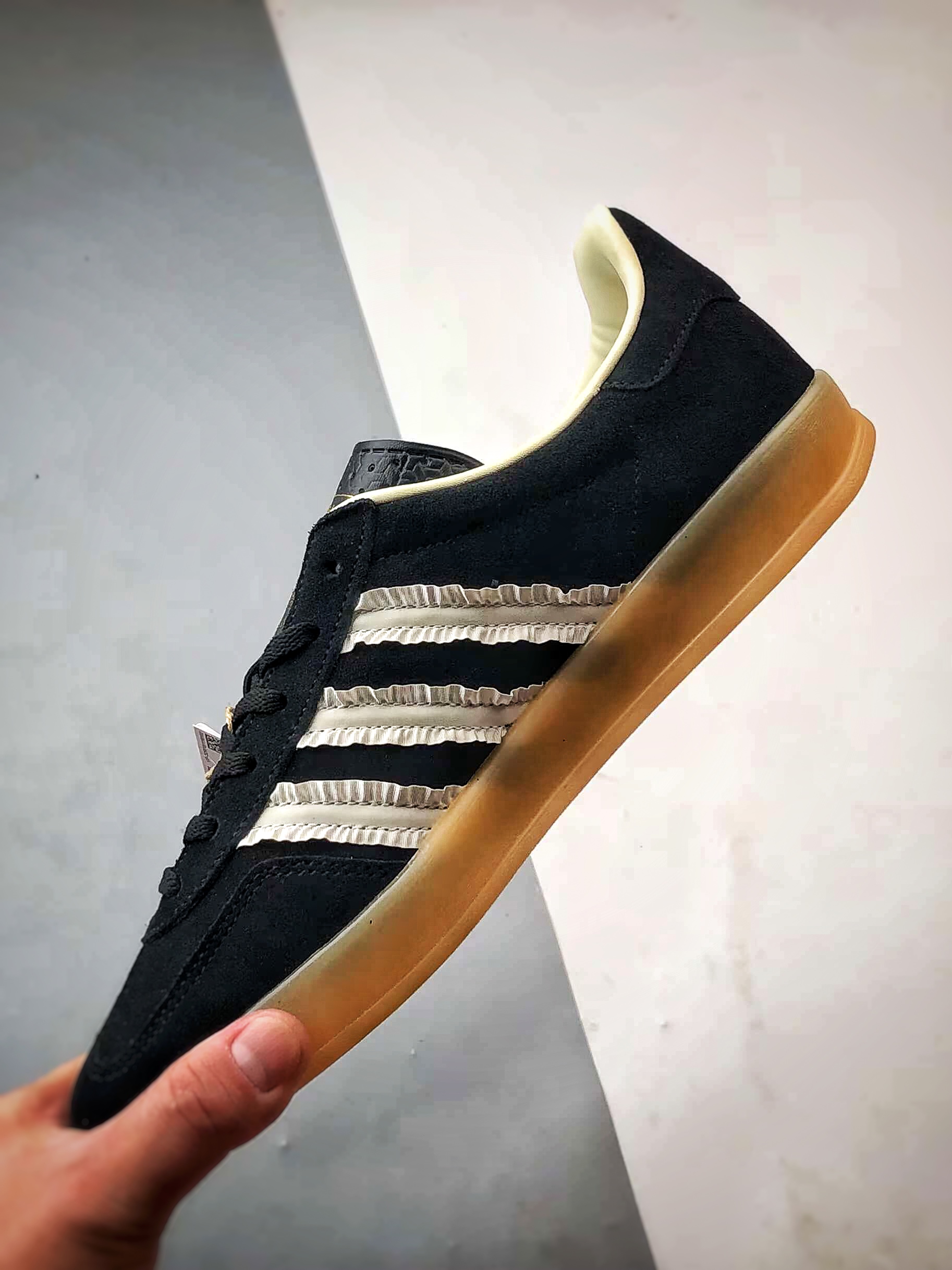180 AD Originals Gazelle Indoor 黑白 三叶草复古休闲运动板鞋 JS1412