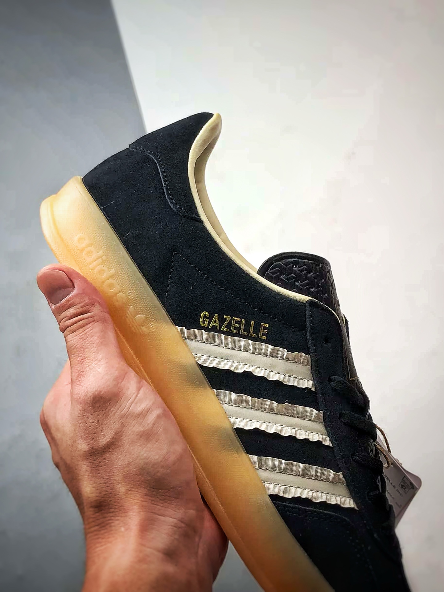 180 AD Originals Gazelle Indoor 黑白 三叶草复古休闲运动板鞋 JS1412