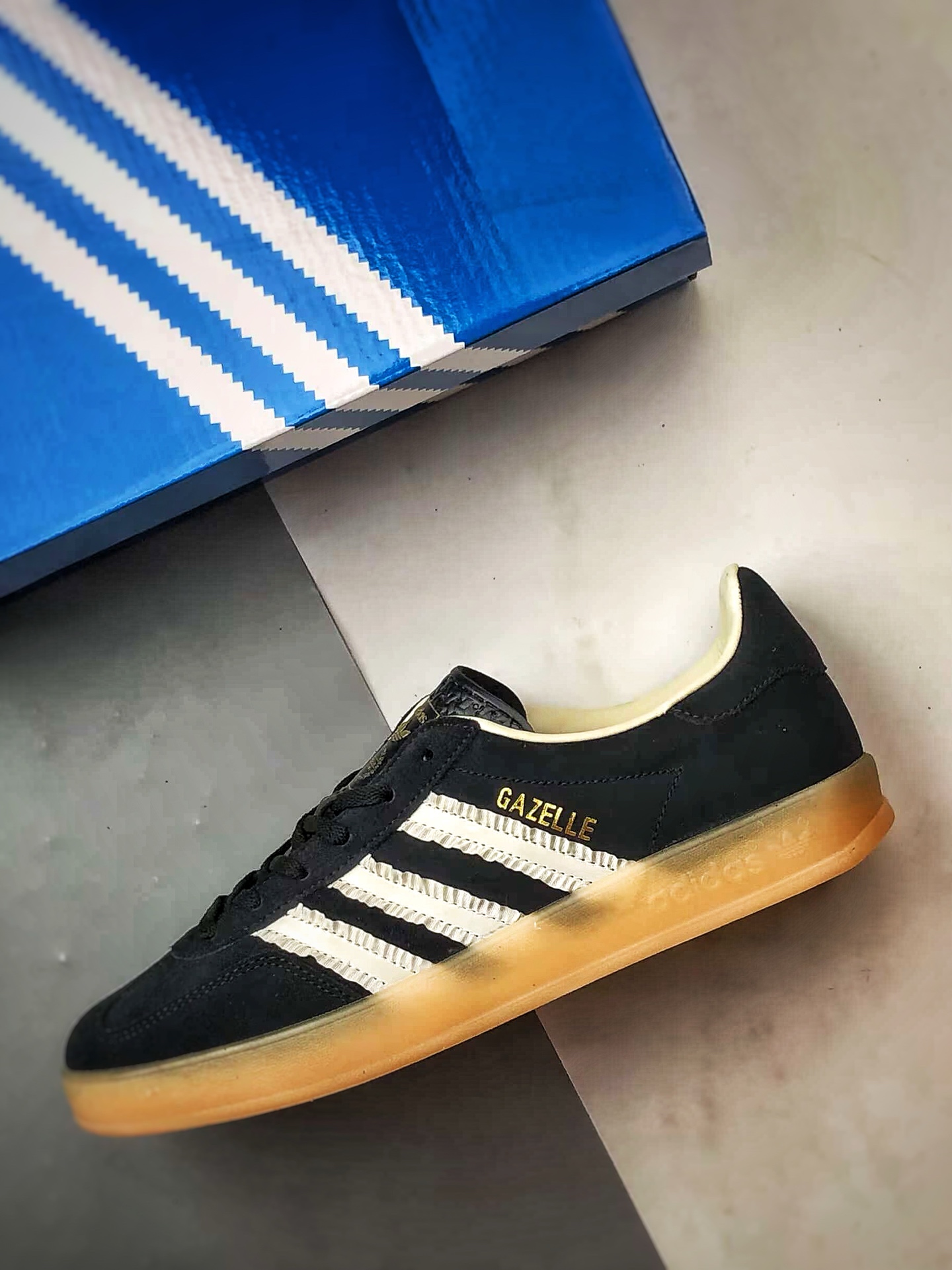 180 AD Originals Gazelle Indoor 黑白 三叶草复古休闲运动板鞋 JS1412