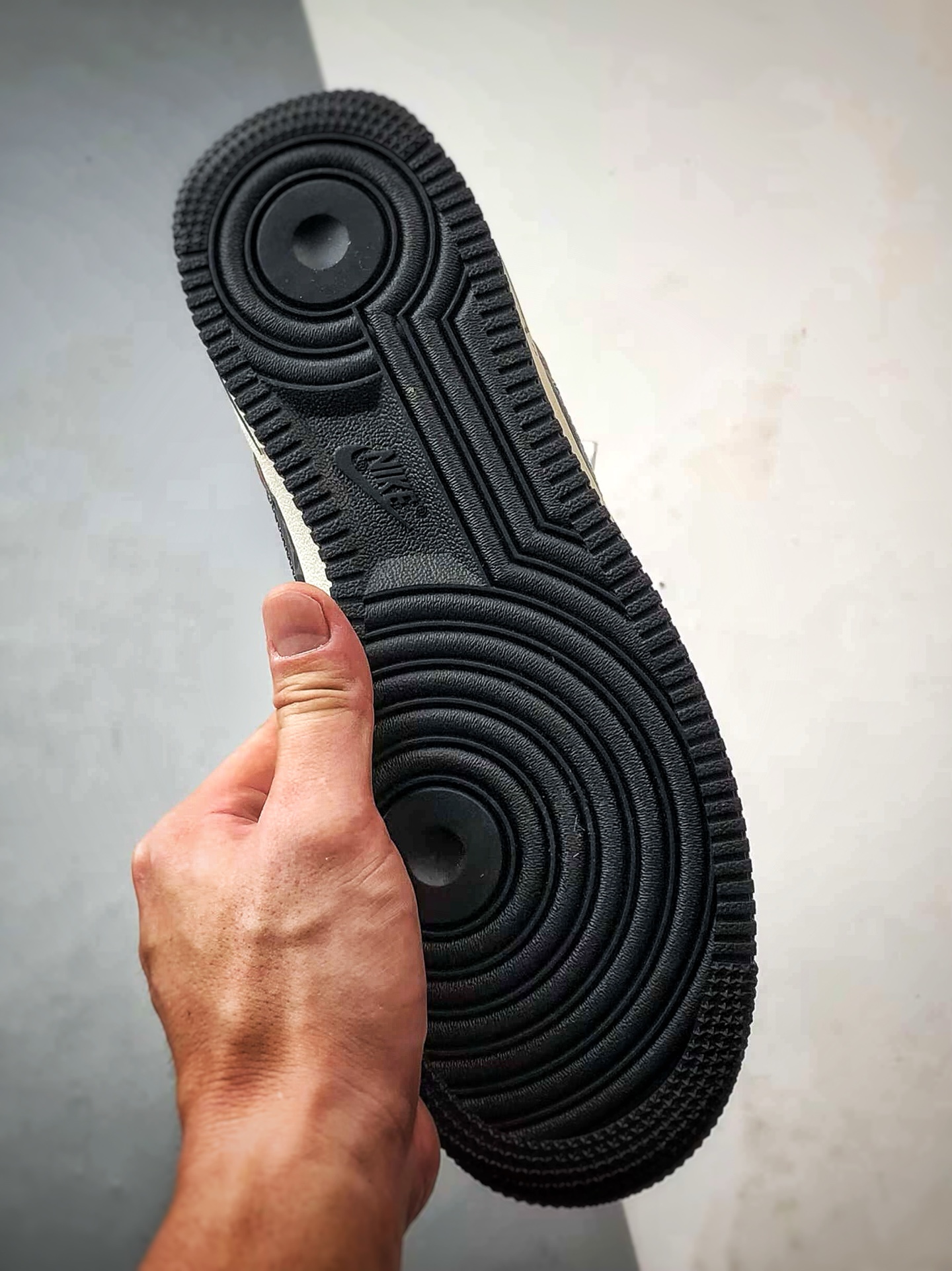 LV x Air Force 1 Low 米黑棋盘格 SC0601-562-莆田鞋,莆田鞋货源,高仿鞋,高仿鞋货源,安福档口,莆田高仿鞋,莆田鞋批发,高仿鞋批发,莆田高仿运动鞋,高仿运动鞋,莆田运动鞋 LV x Air Force 1 Low 米黑棋盘格 SC0601-562