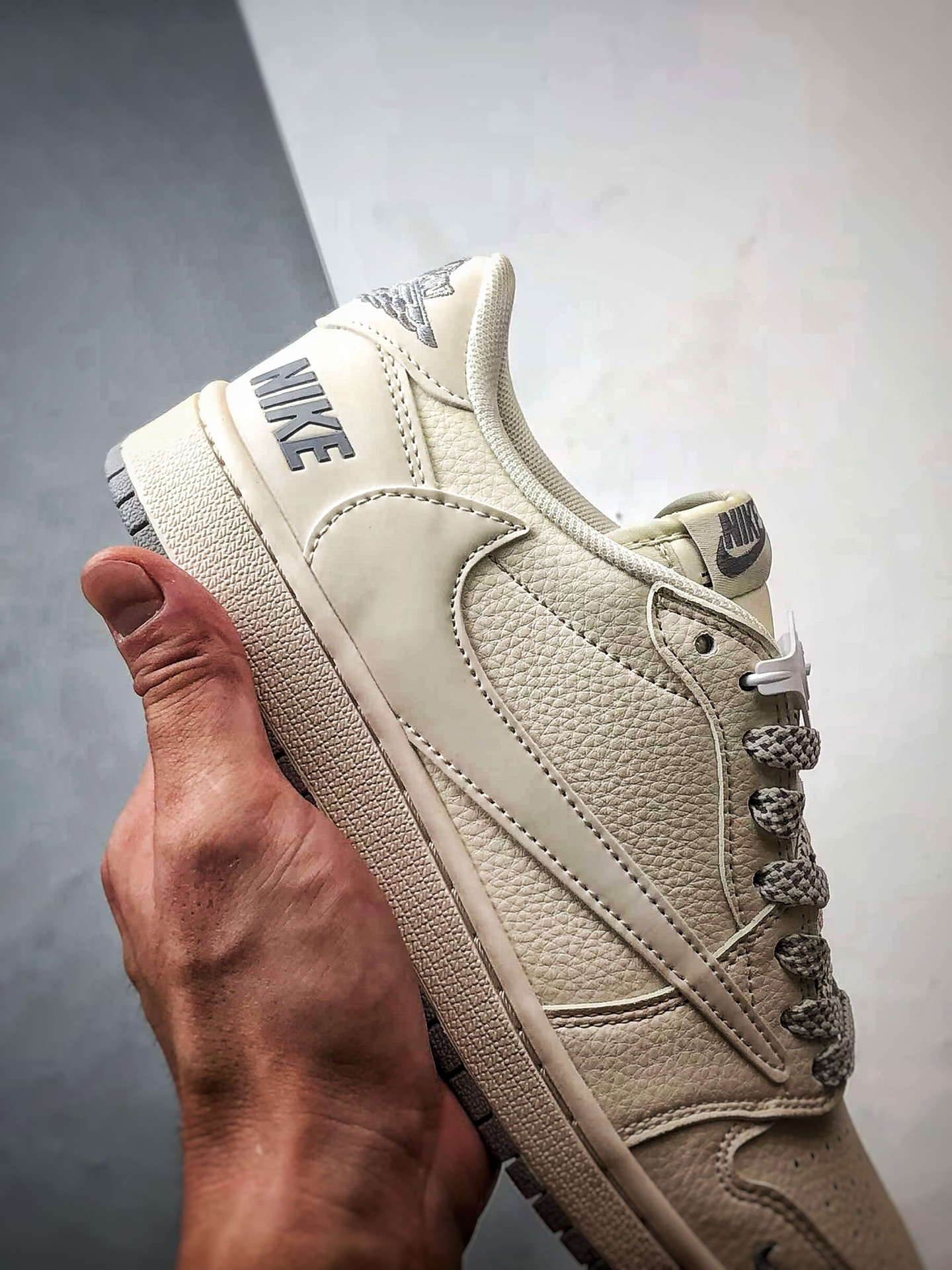 NK Dunk Low Retro ”DIY高端定制” NK米白灰倒钩 低帮休闲运动板鞋 JP1648-255-莆田鞋,莆田鞋货源,高仿鞋,高仿鞋货源,安福档口,莆田高仿鞋,莆田鞋批发,高仿鞋批发,莆田高仿运动鞋,高仿运动鞋,莆田运动鞋 NK Dunk Low Retro ”DIY高端定制” NK米白灰倒钩 低帮休闲运动板鞋 JP1648-255