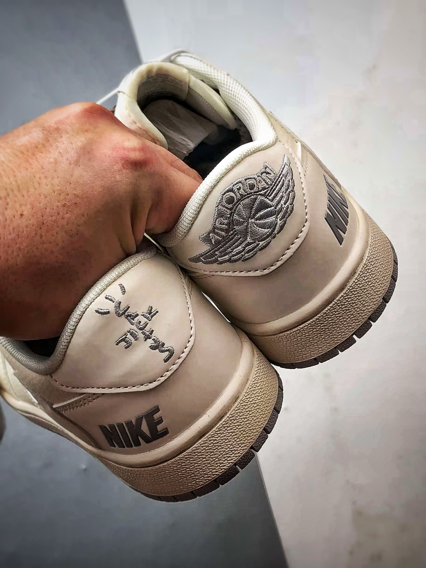 NK Dunk Low Retro ”DIY高端定制” NK米白灰倒钩 低帮休闲运动板鞋 JP1648-255-莆田鞋,莆田鞋货源,高仿鞋,高仿鞋货源,安福档口,莆田高仿鞋,莆田鞋批发,高仿鞋批发,莆田高仿运动鞋,高仿运动鞋,莆田运动鞋 NK Dunk Low Retro ”DIY高端定制” NK米白灰倒钩 低帮休闲运动板鞋 JP1648-255