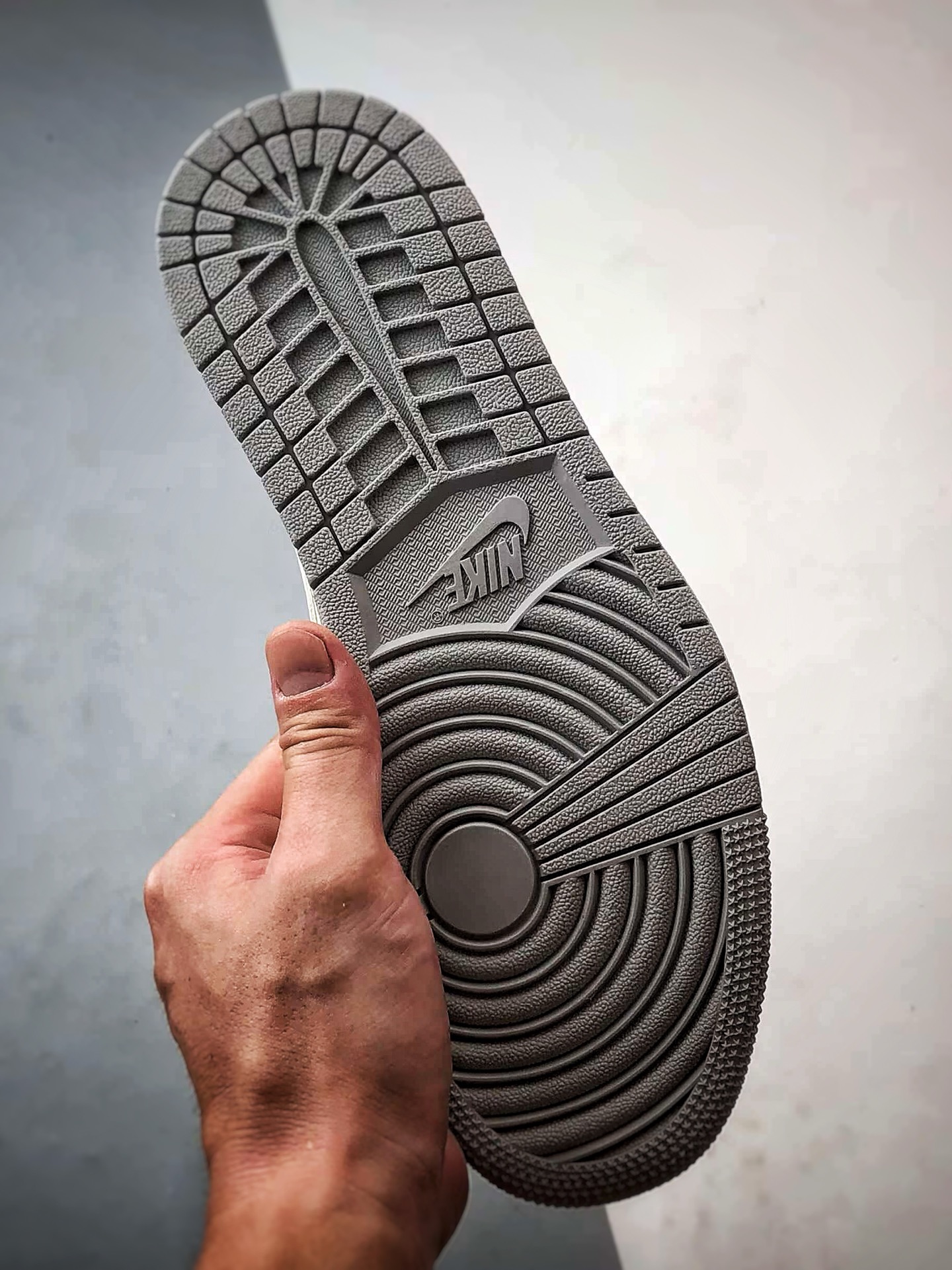 NK Dunk Low Retro ”DIY高端定制” NK米白灰倒钩 低帮休闲运动板鞋 JP1648-255-莆田鞋,莆田鞋货源,高仿鞋,高仿鞋货源,安福档口,莆田高仿鞋,莆田鞋批发,高仿鞋批发,莆田高仿运动鞋,高仿运动鞋,莆田运动鞋 NK Dunk Low Retro ”DIY高端定制” NK米白灰倒钩 低帮休闲运动板鞋 JP1648-255