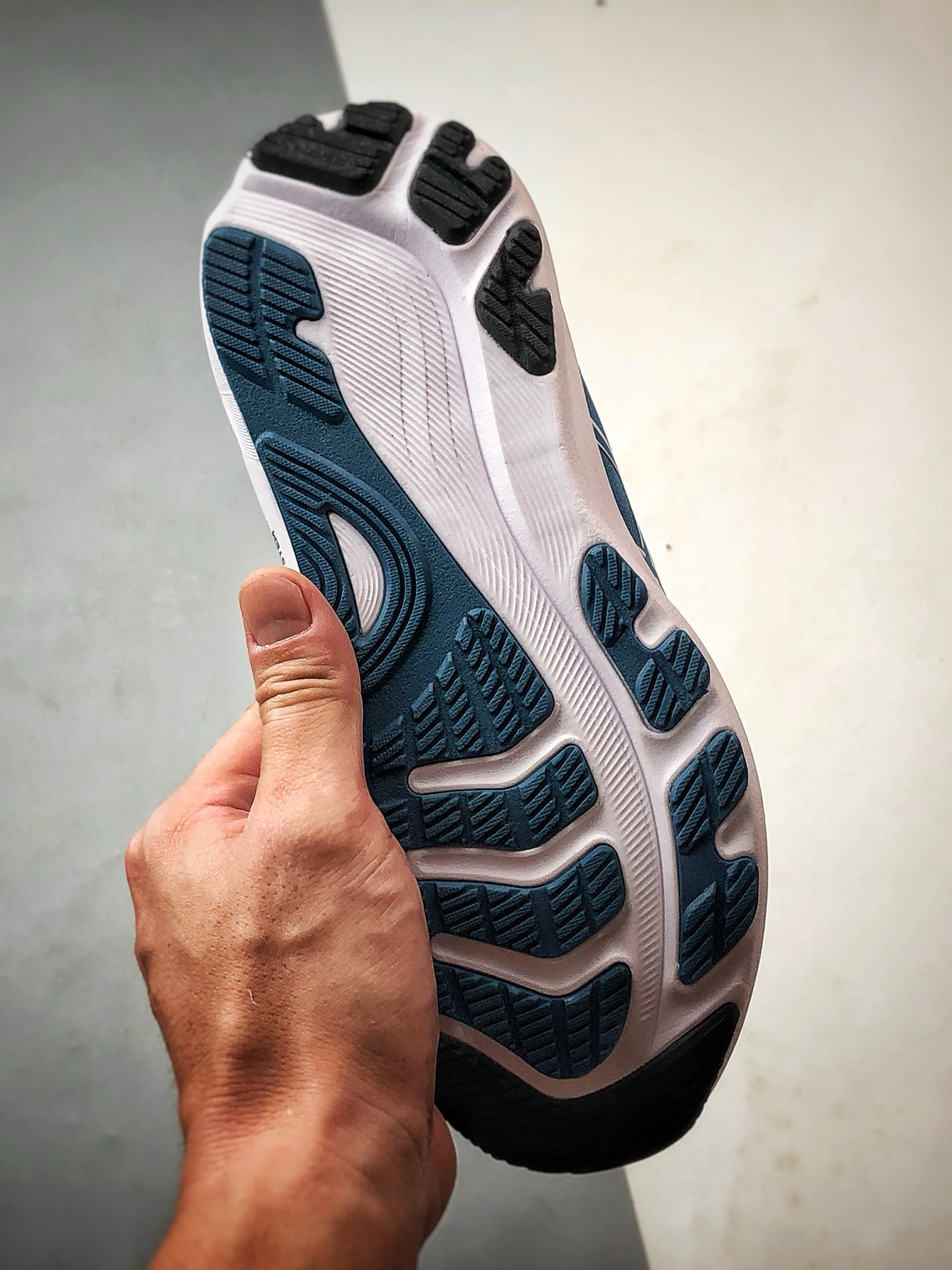 Asics Gel-Kayano 32 蓝色 卡亚诺32代有氧轻量运动慢跑鞋 1011C051-401