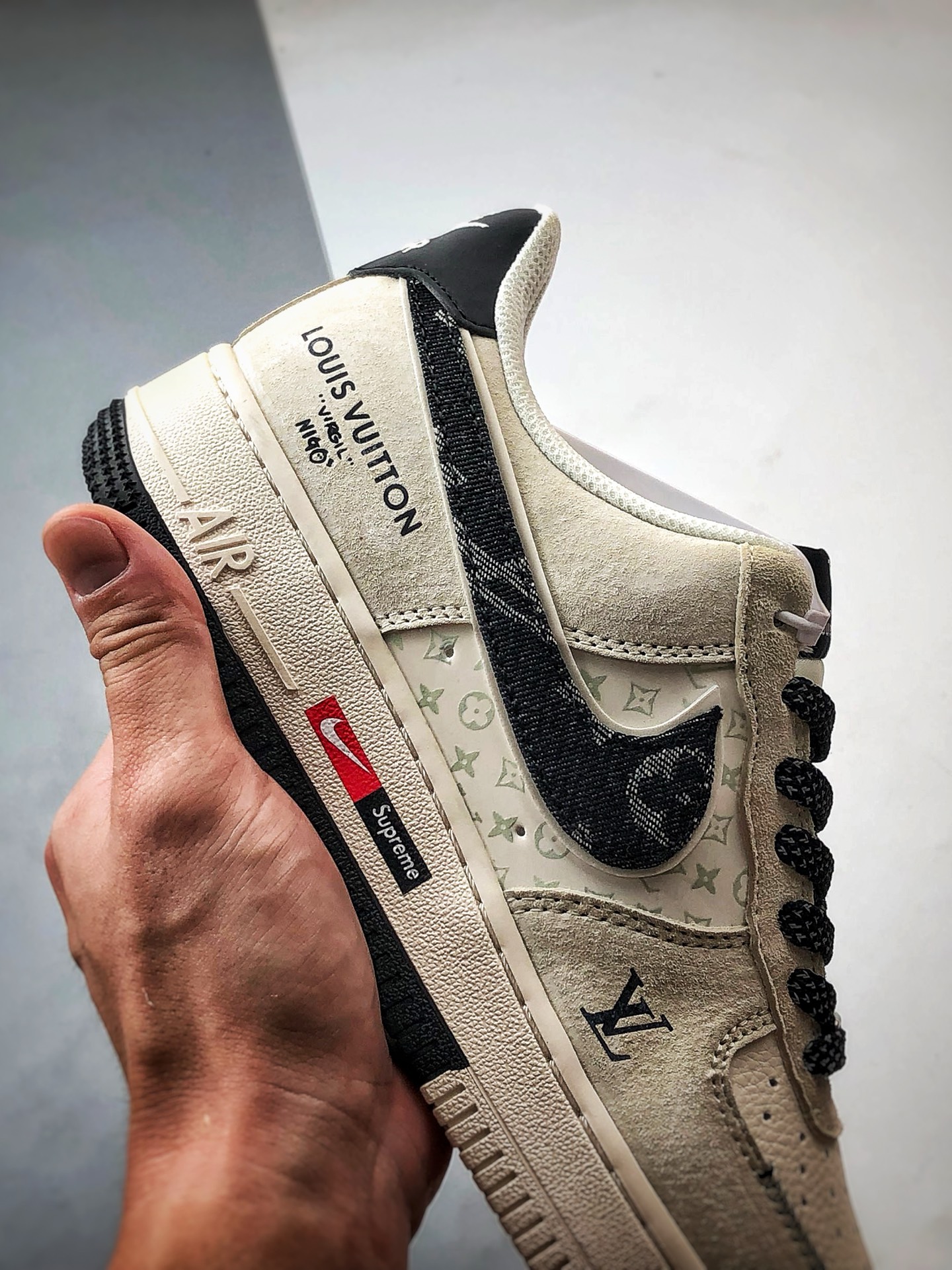 LV x Air Force 1 Low 灰黑牛仔钩 MZ9588-801-莆田鞋,莆田鞋货源,高仿鞋,高仿鞋货源,安福档口,莆田高仿鞋,莆田鞋批发,高仿鞋批发,莆田高仿运动鞋,高仿运动鞋,莆田运动鞋 LV x Air Force 1 Low 灰黑牛仔钩 MZ9588-801