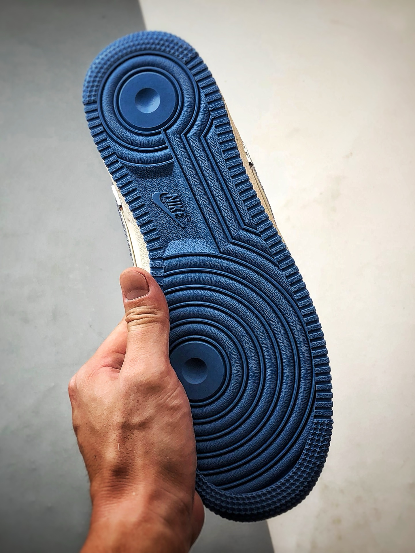 LV x Air Force 1 Low 白蓝四小钩 XS2869-003-莆田鞋,莆田鞋货源,高仿鞋,高仿鞋货源,安福档口,莆田高仿鞋,莆田鞋批发,高仿鞋批发,莆田高仿运动鞋,高仿运动鞋,莆田运动鞋 LV x Air Force 1 Low 白蓝四小钩 XS2869-003